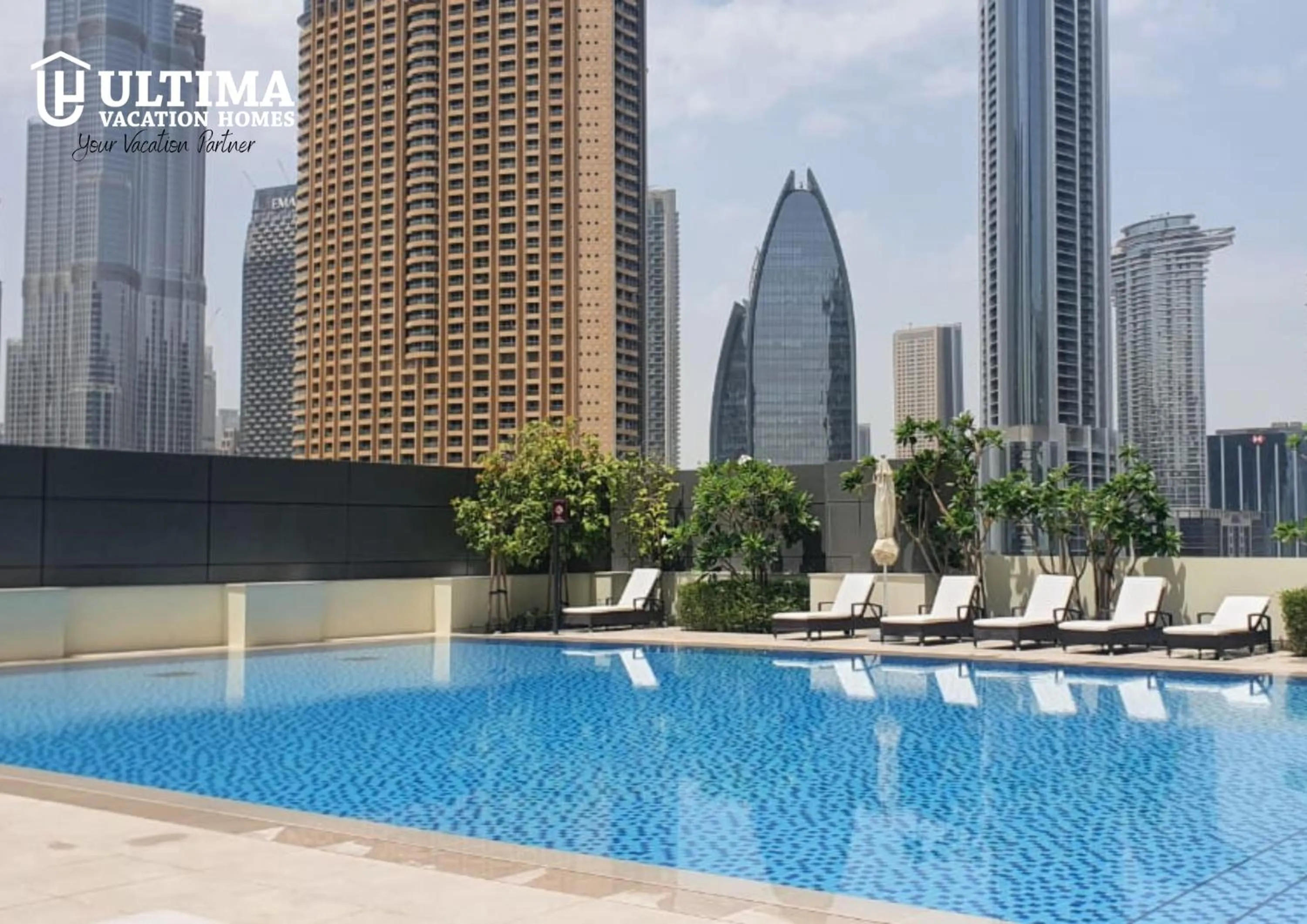 Property building in Elegant Apartment with Direct access to Dubai Mall