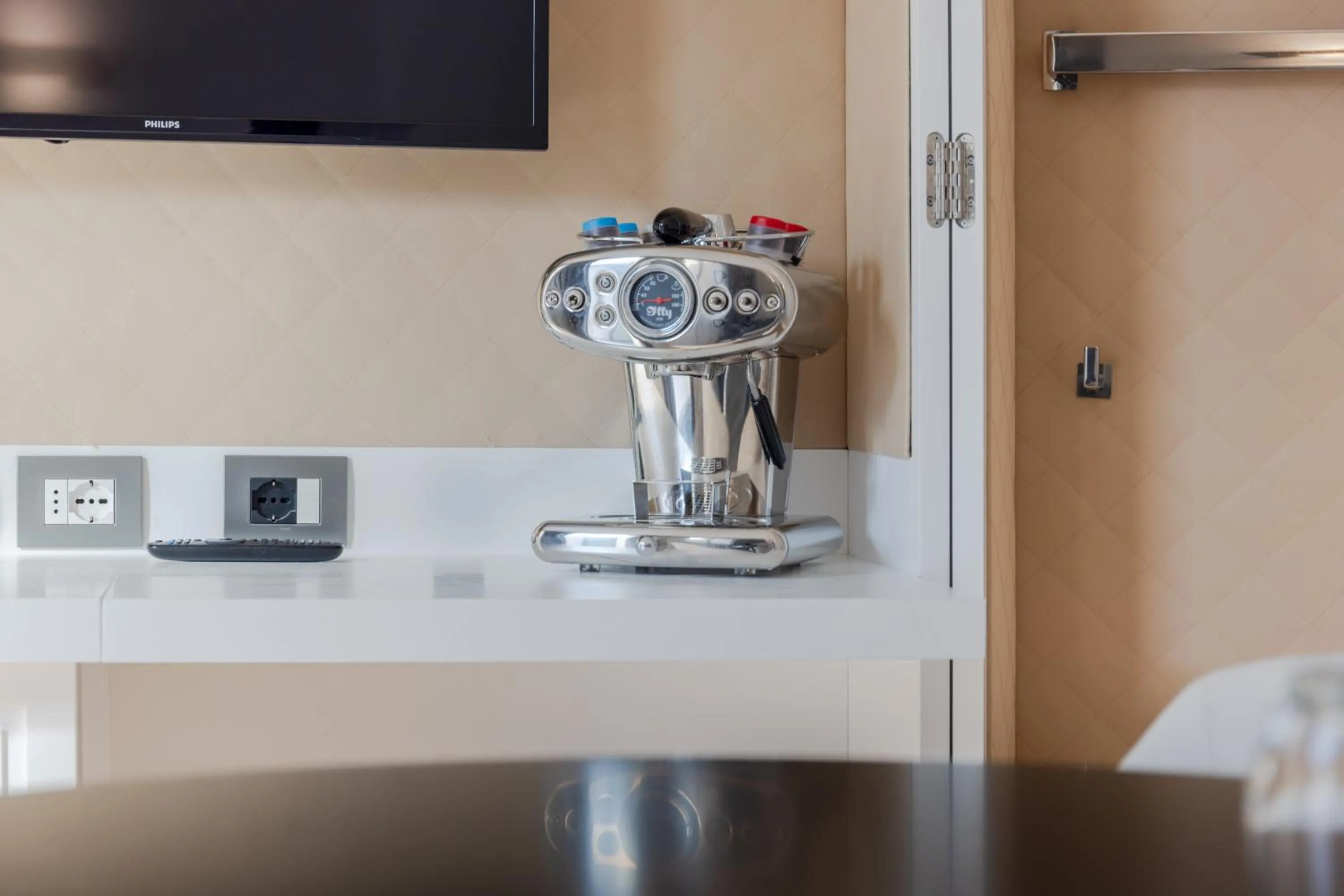 Photo of the whole room in Hotel Grande Italia