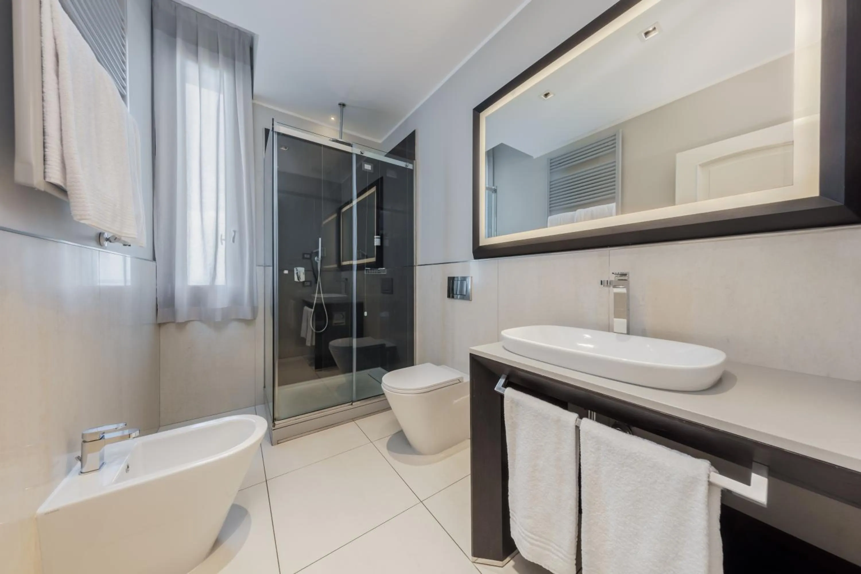 Bathroom in Hotel Grande Italia