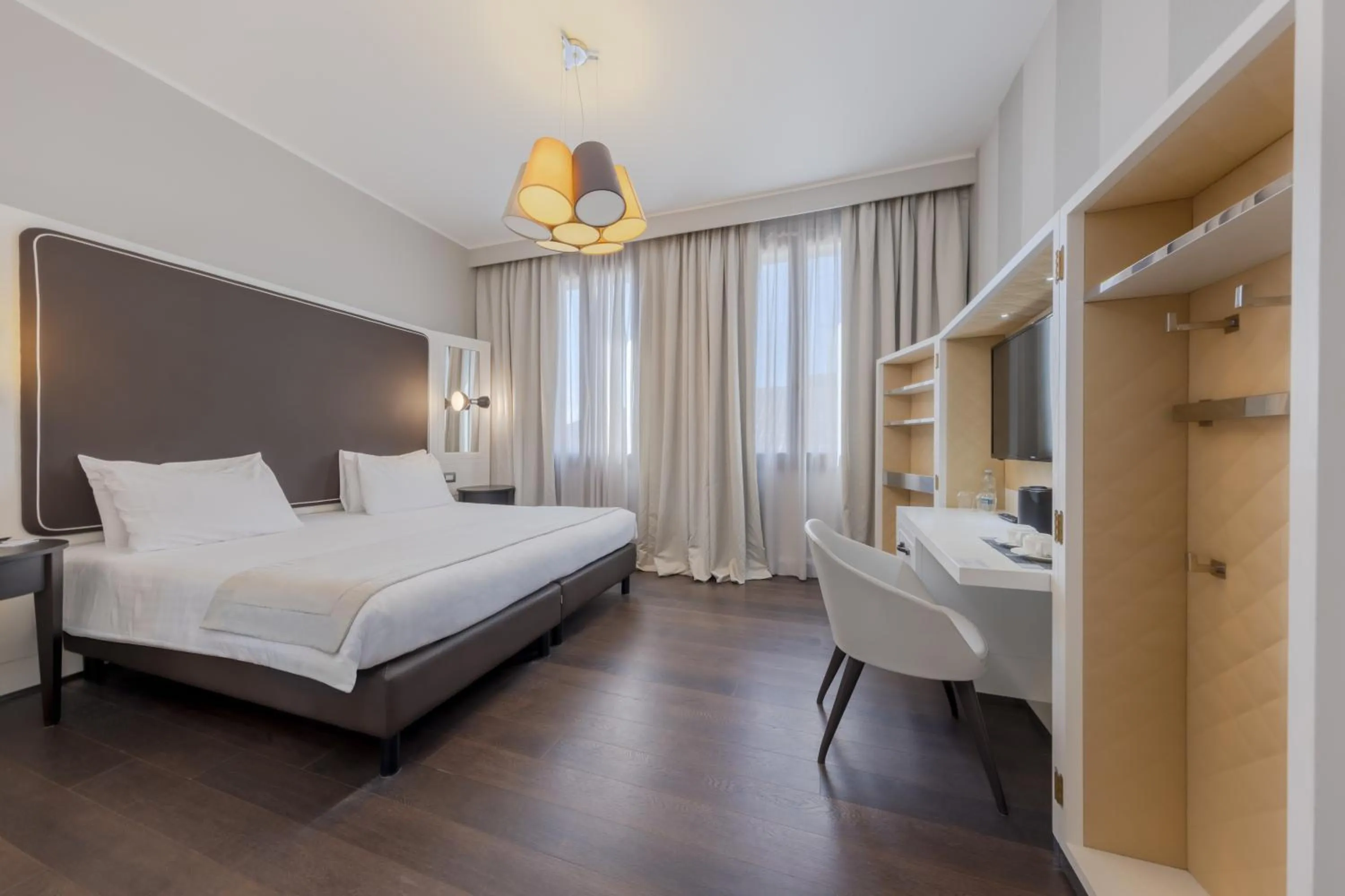 Photo of the whole room, Bed in Hotel Grande Italia