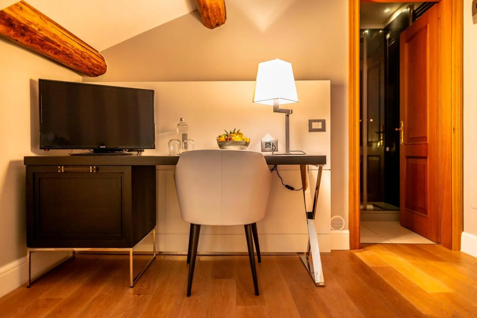 TV and multimedia in Hotel Grande Italia