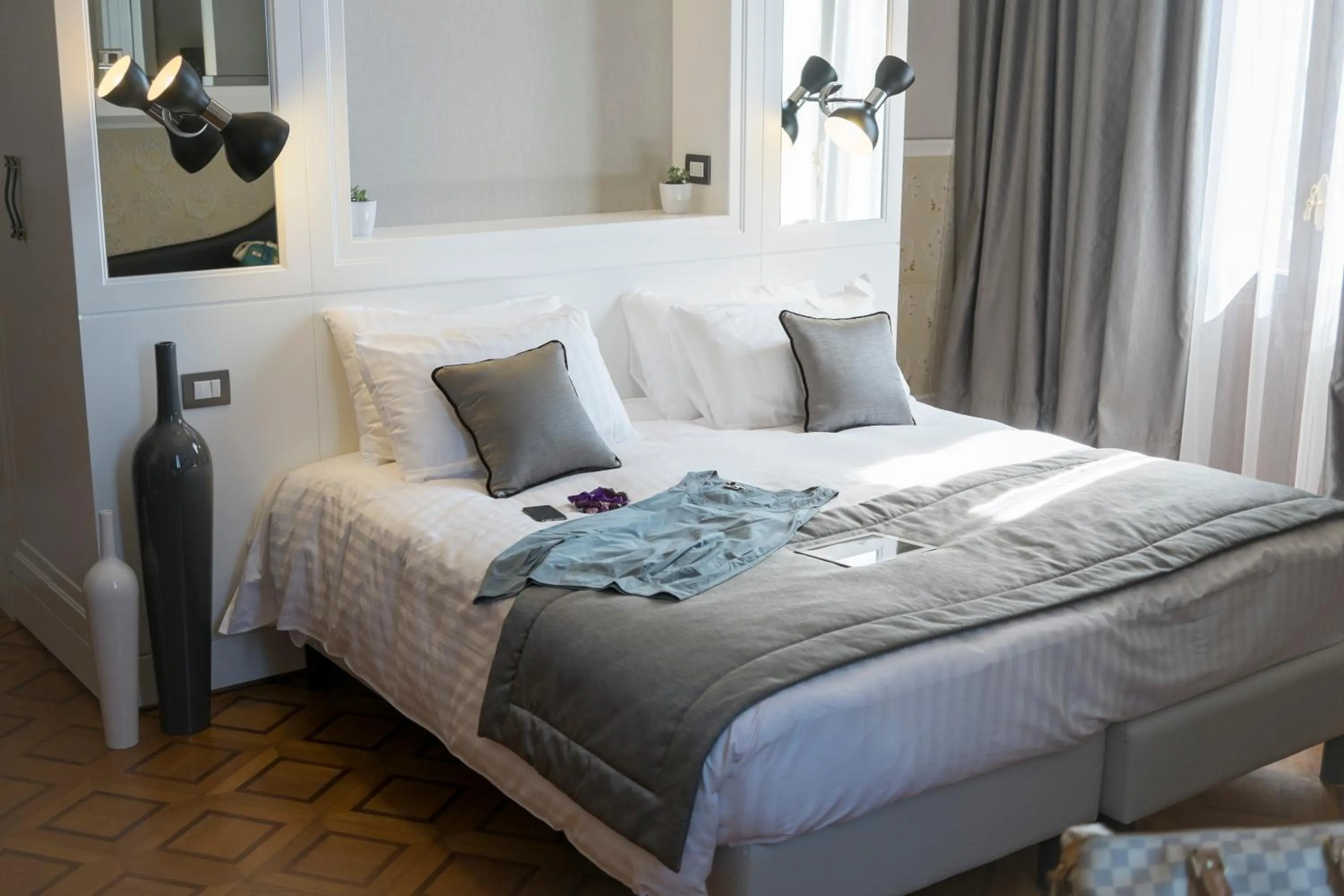 Bed in Hotel Grande Italia