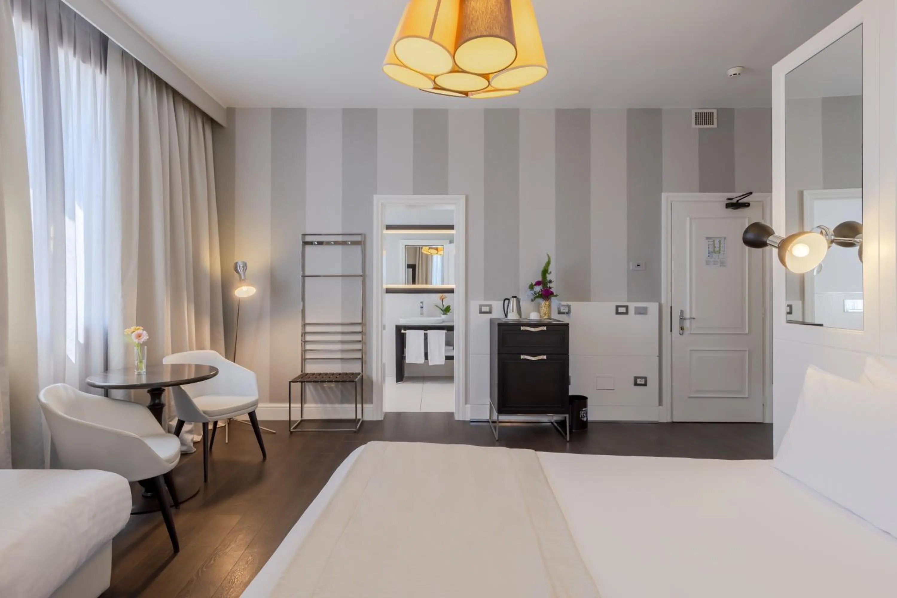 Photo of the whole room, Bed in Hotel Grande Italia