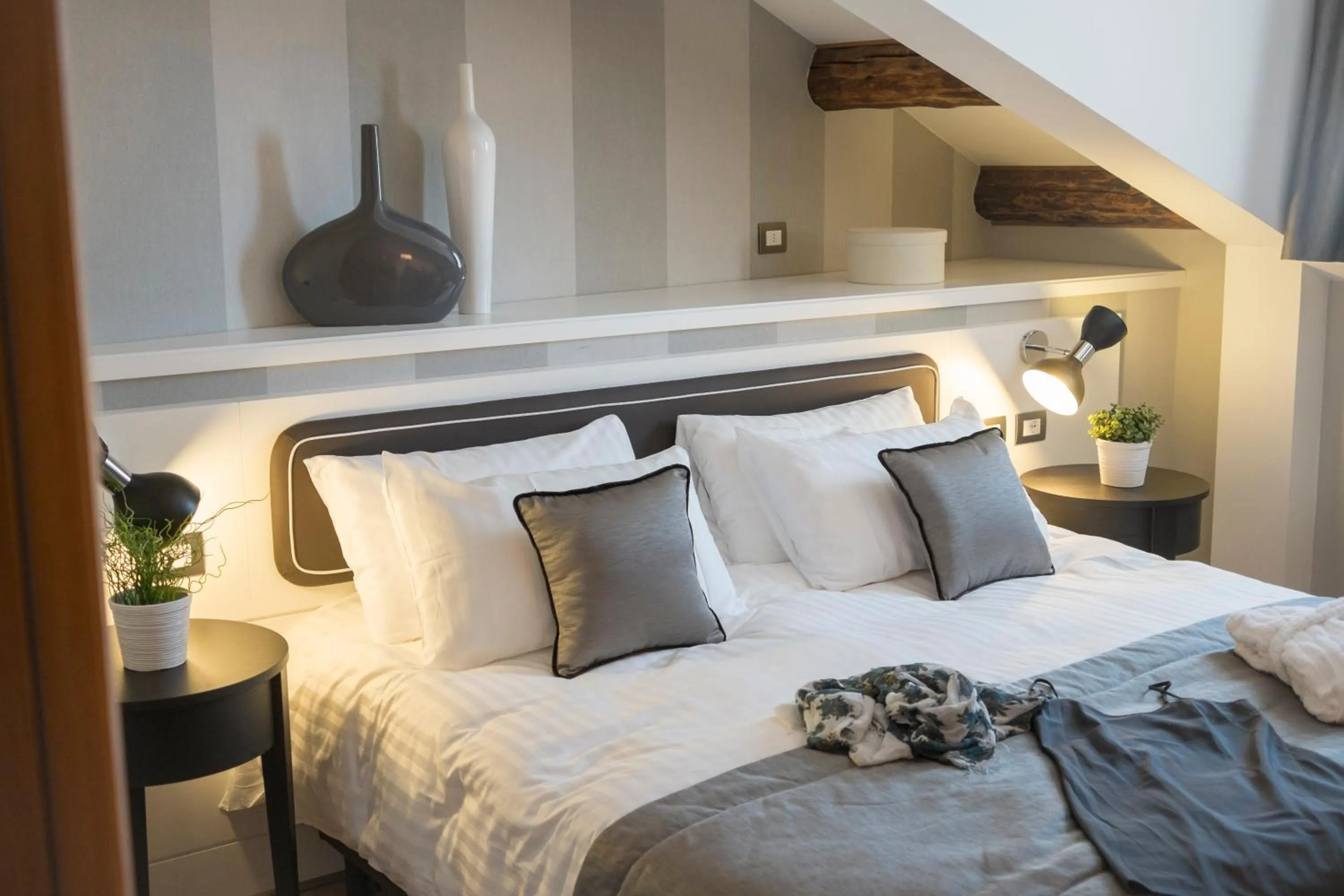 Bed in Hotel Grande Italia