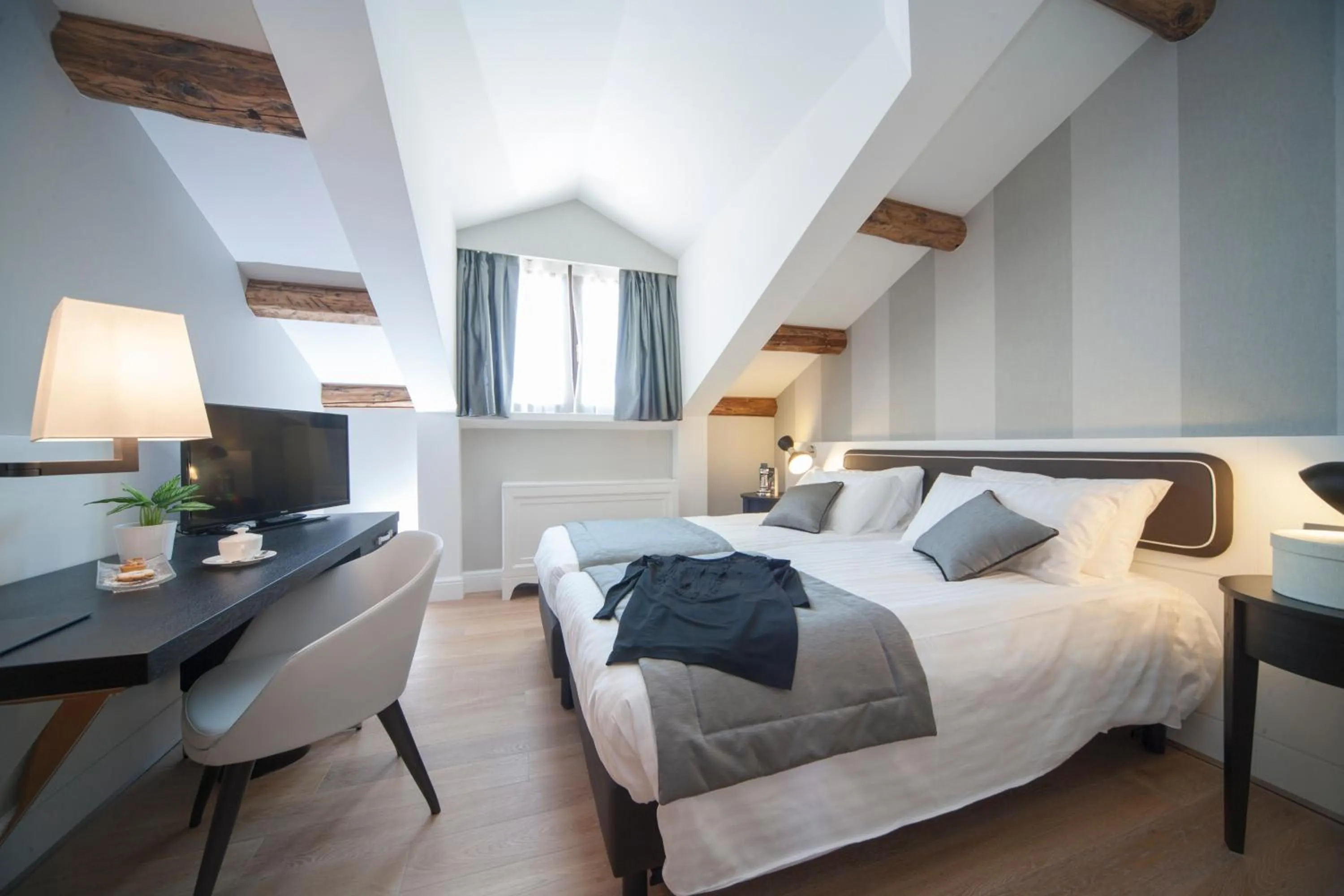 Bed in Hotel Grande Italia