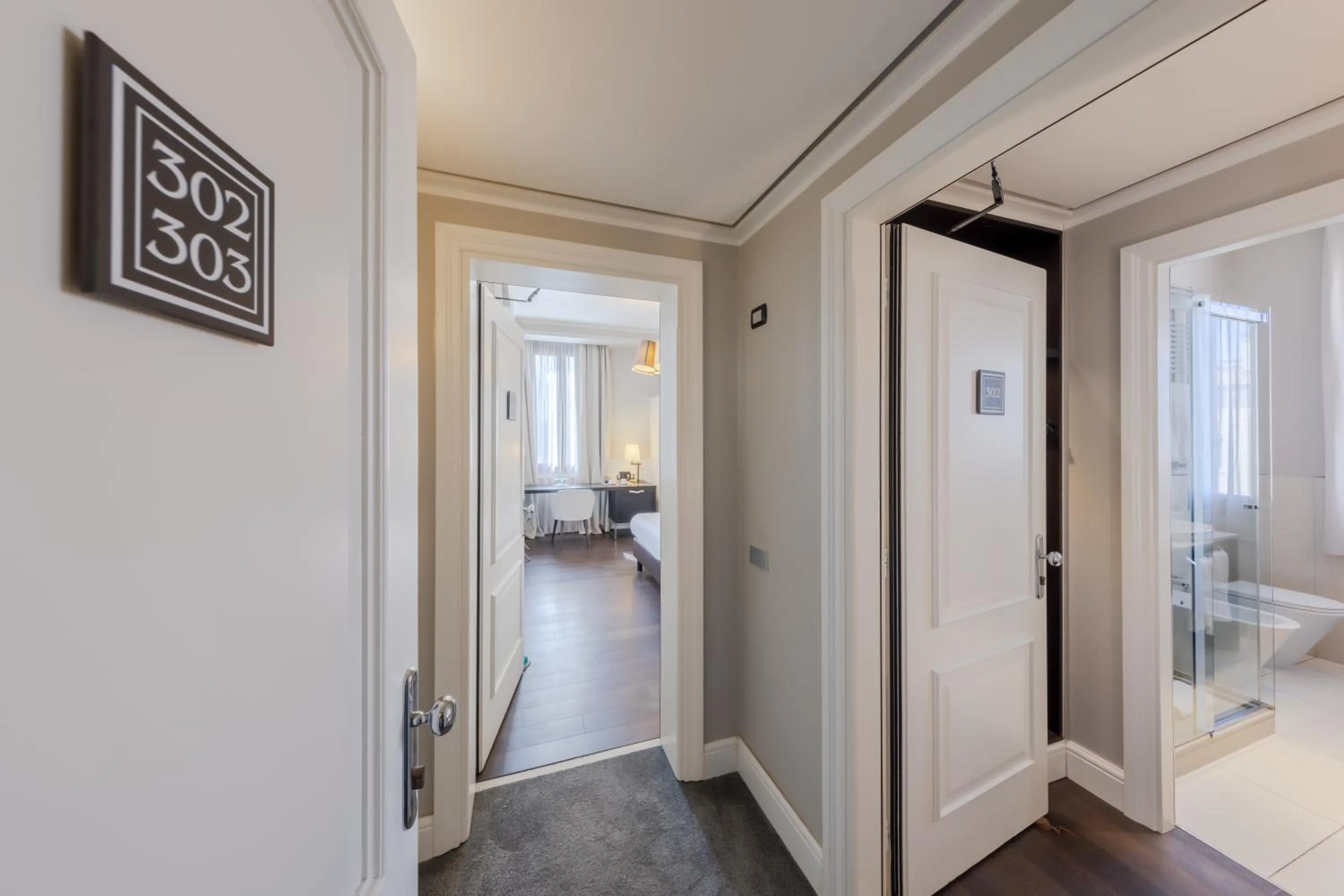 Photo of the whole room, Bed in Hotel Grande Italia