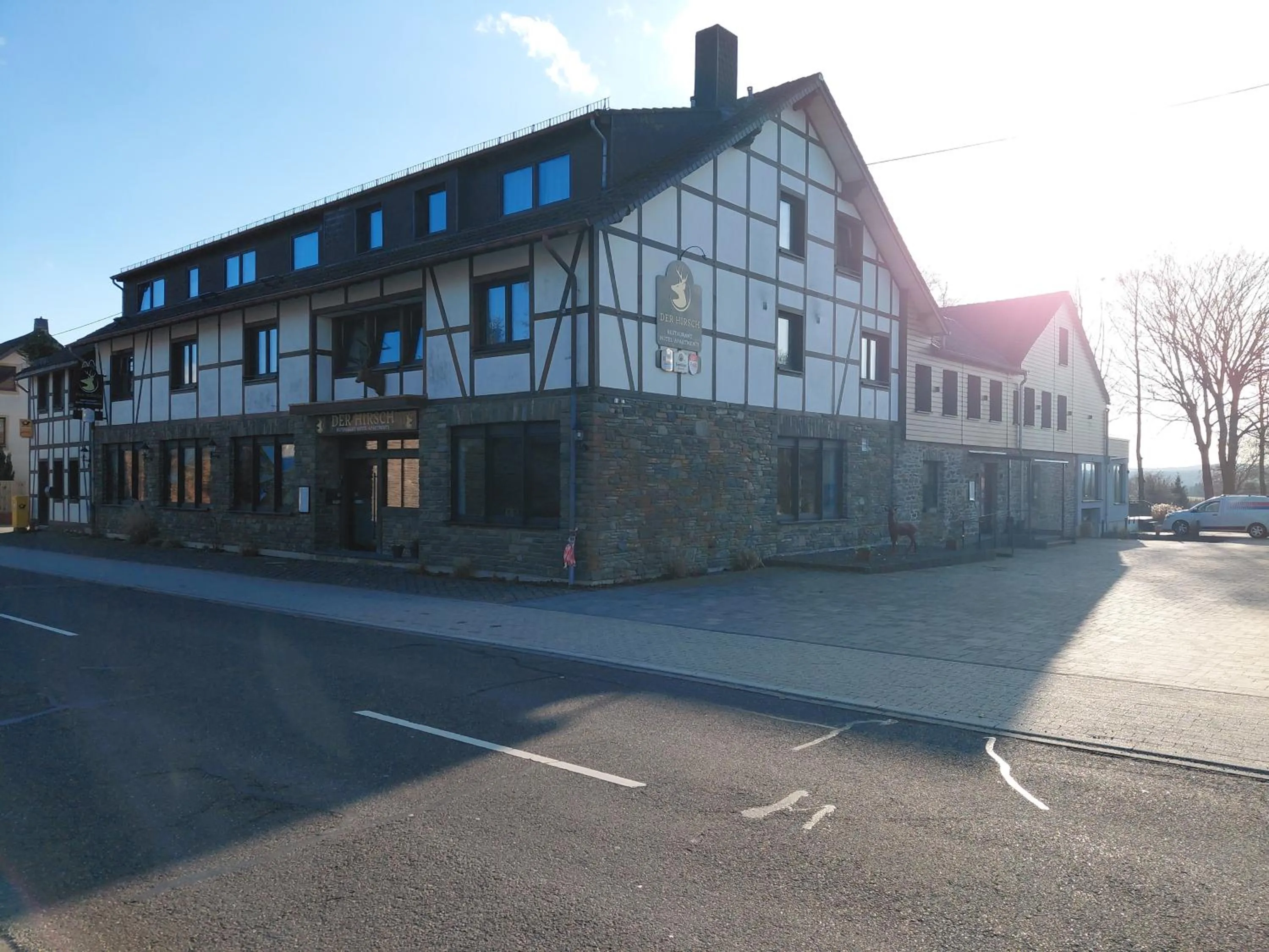 Property building in DER Hirsch Hotel