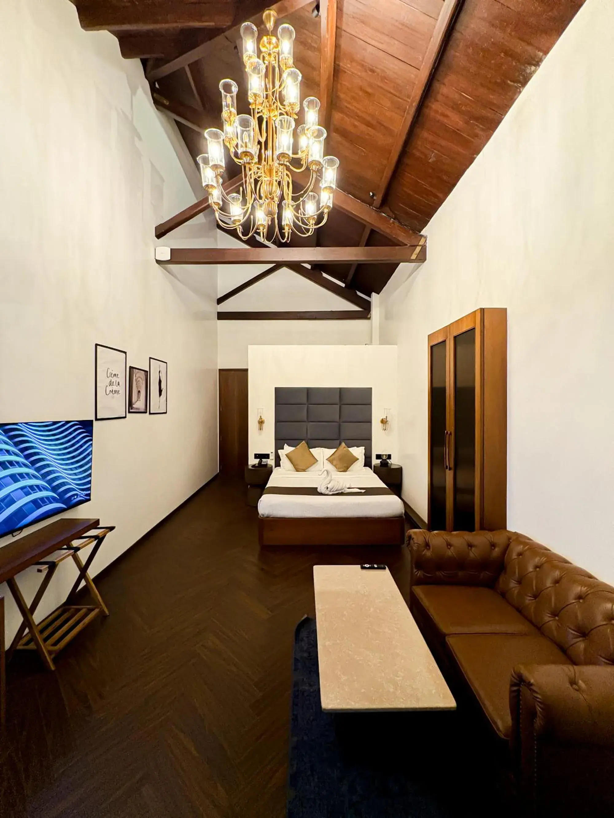 Presidential Suite With Window in Gulf Hotel Mumbai- The Boutique Hotel Colaba Mumbai Presidential Suite With Window in Gulf Hotel Mumbai- The Boutique Hotel Colaba Mumbai