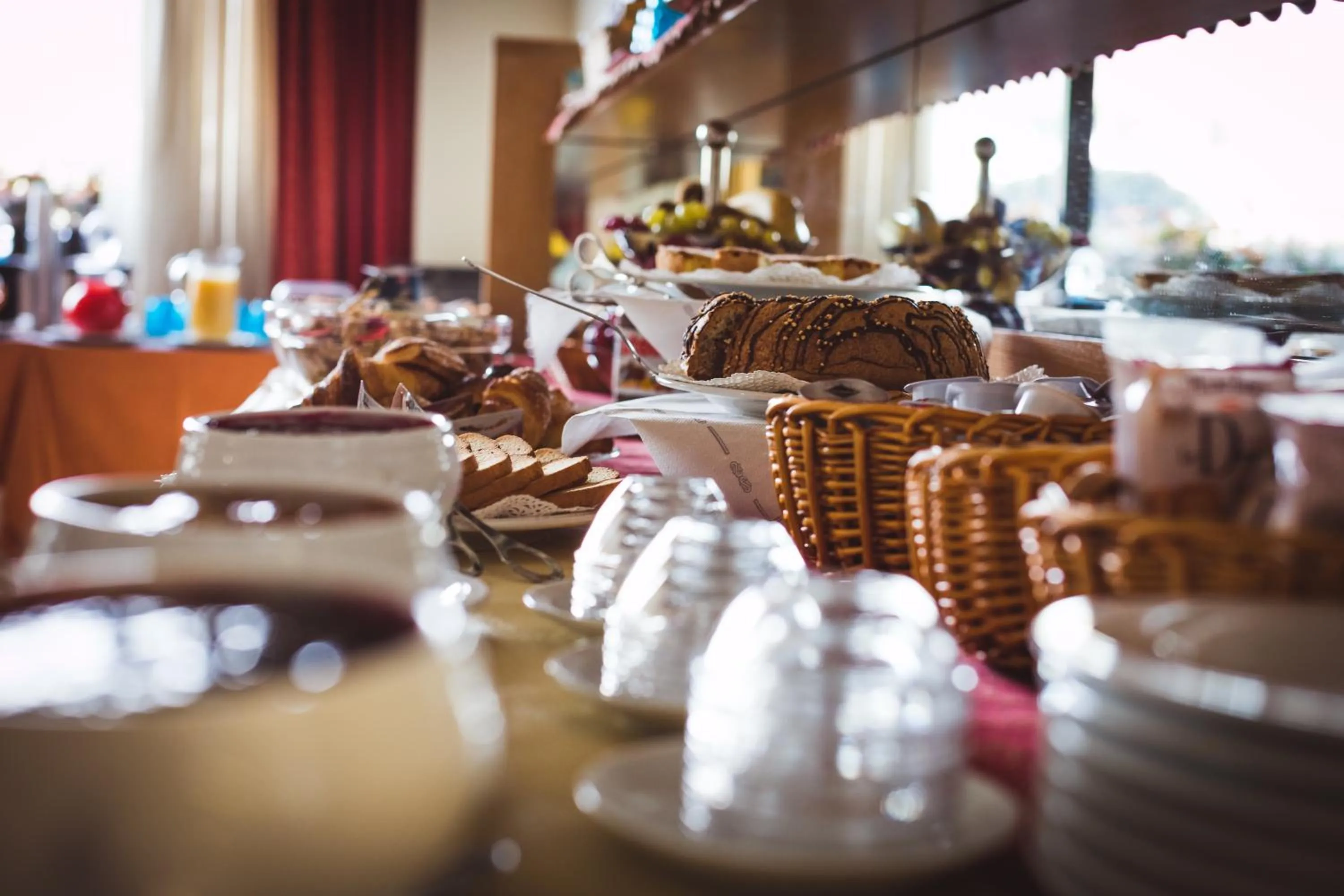 Breakfast in Inn Hotel