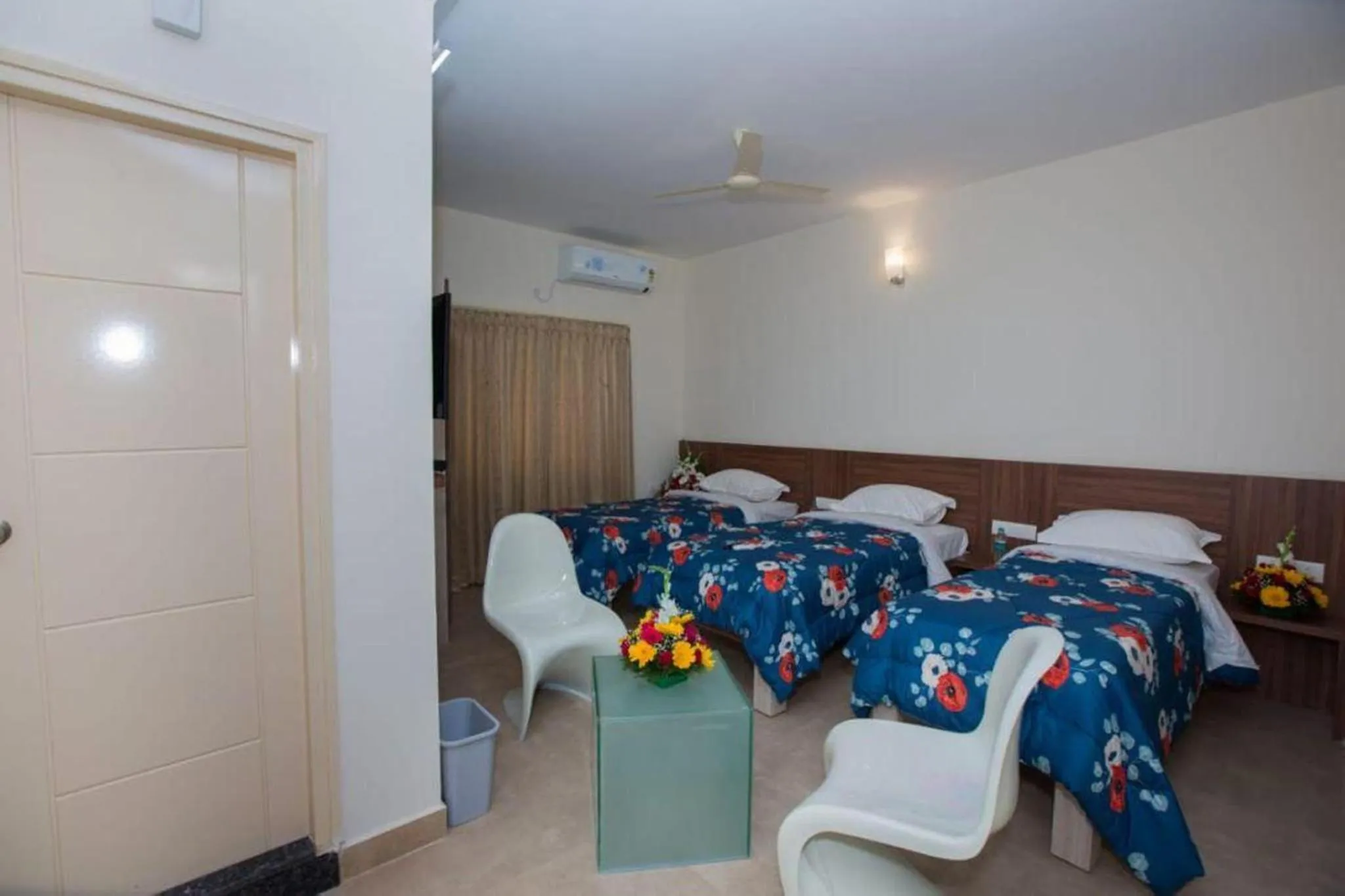 Bed in HOTEL VIJAYA LAKSHMI RESIDENCY - YESHWANTHPUR