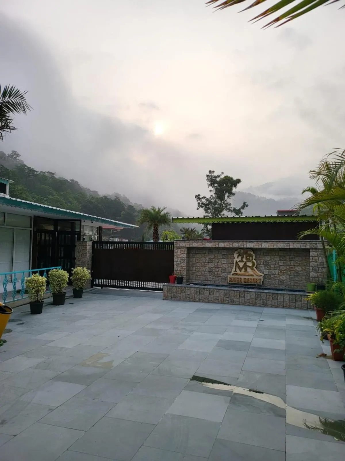 Facade/entrance in MR River Resort - Mohanchatti Rishikesh