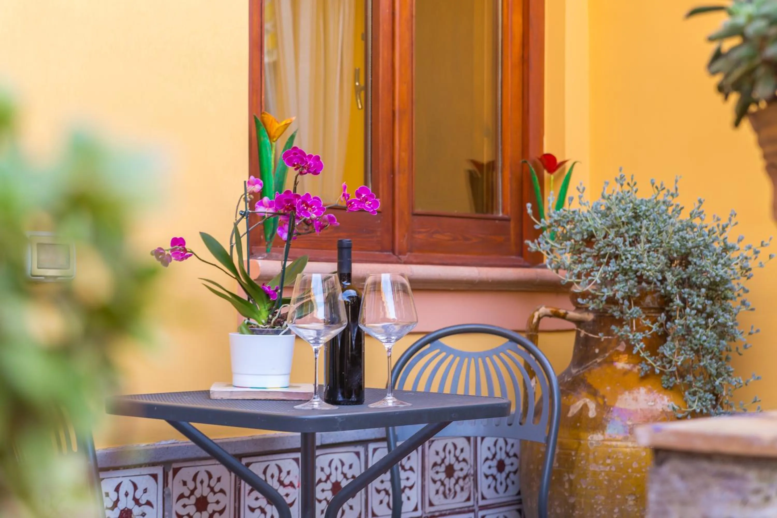 Balcony/Terrace in Orchid Corner Guesthouse