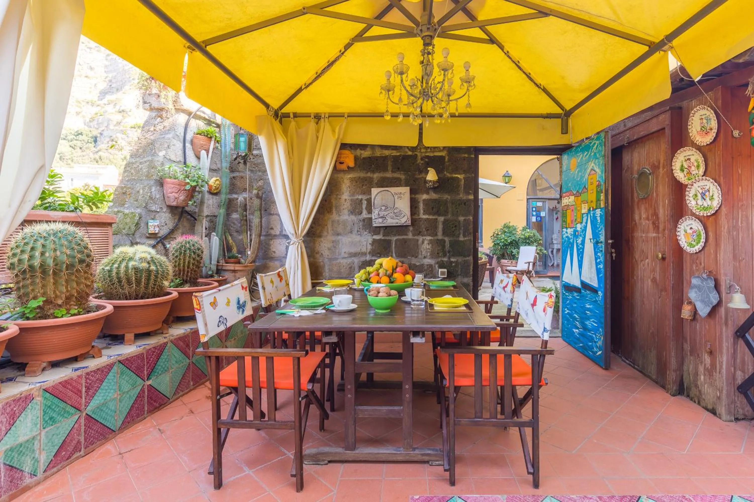 Dining area in Orchid Corner Guesthouse