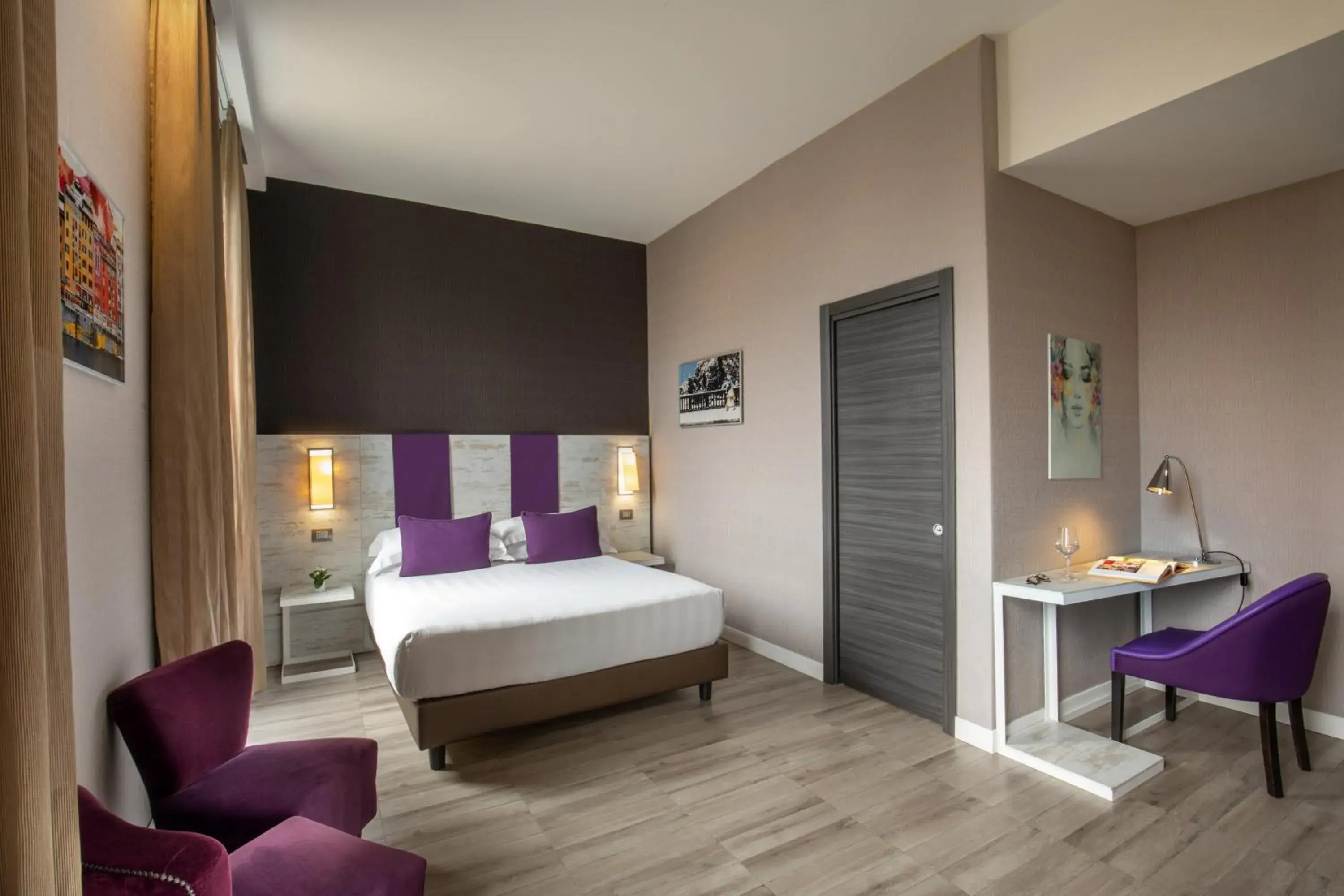 Family Room in The Guardian Family Room in The Guardian