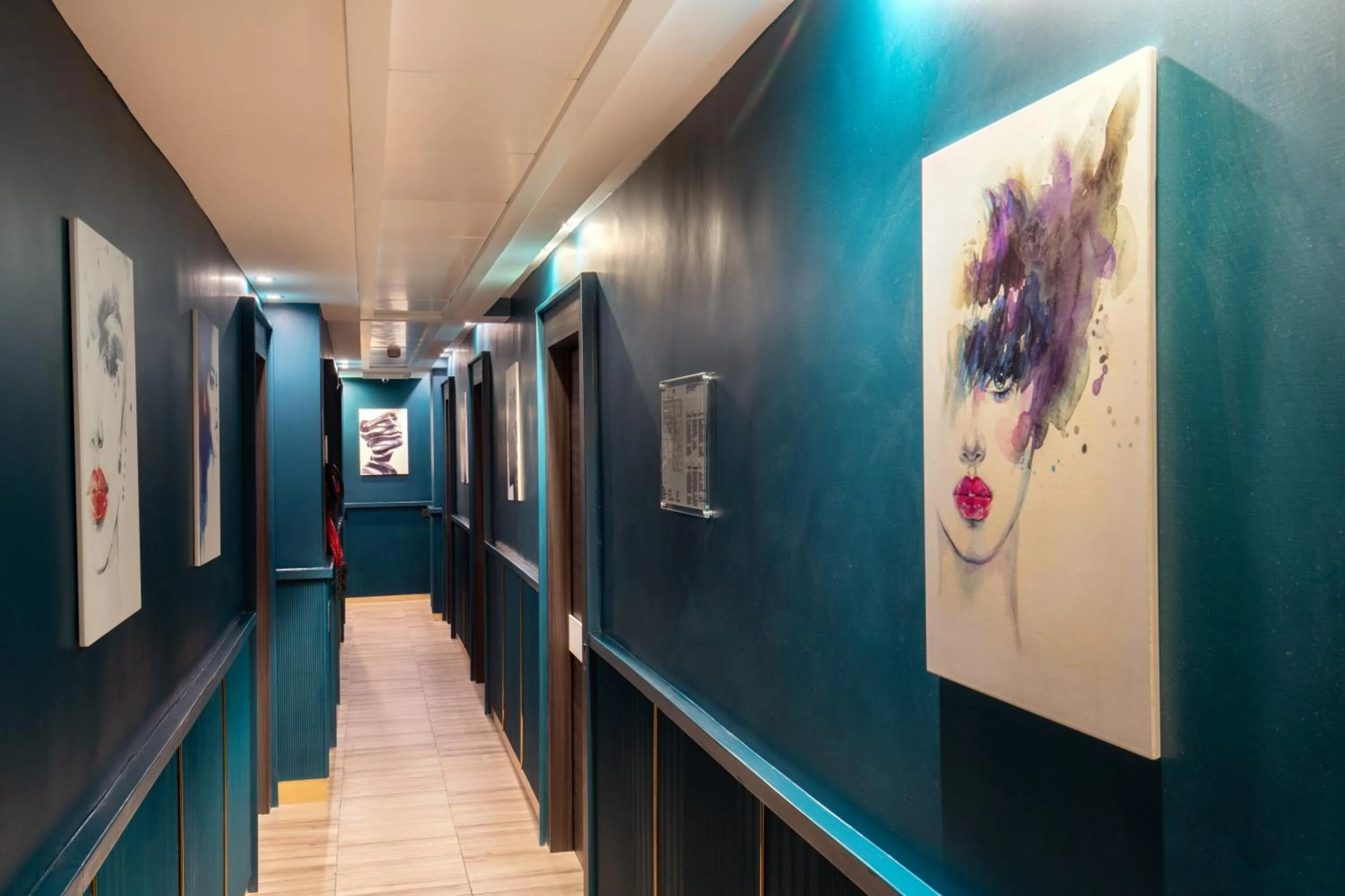 Decorative detail in The Guardian