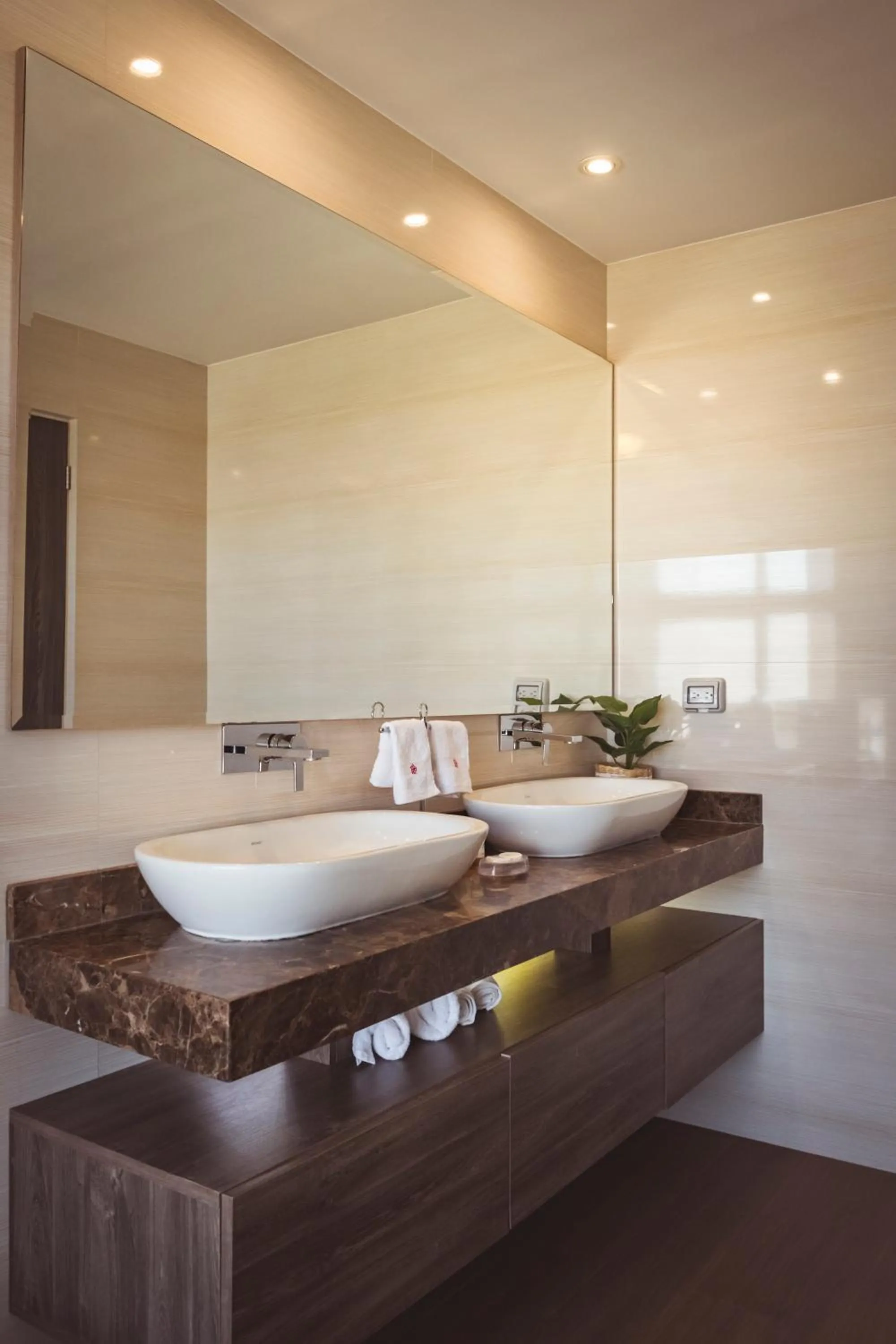 Bathroom in HOTEL HANAN