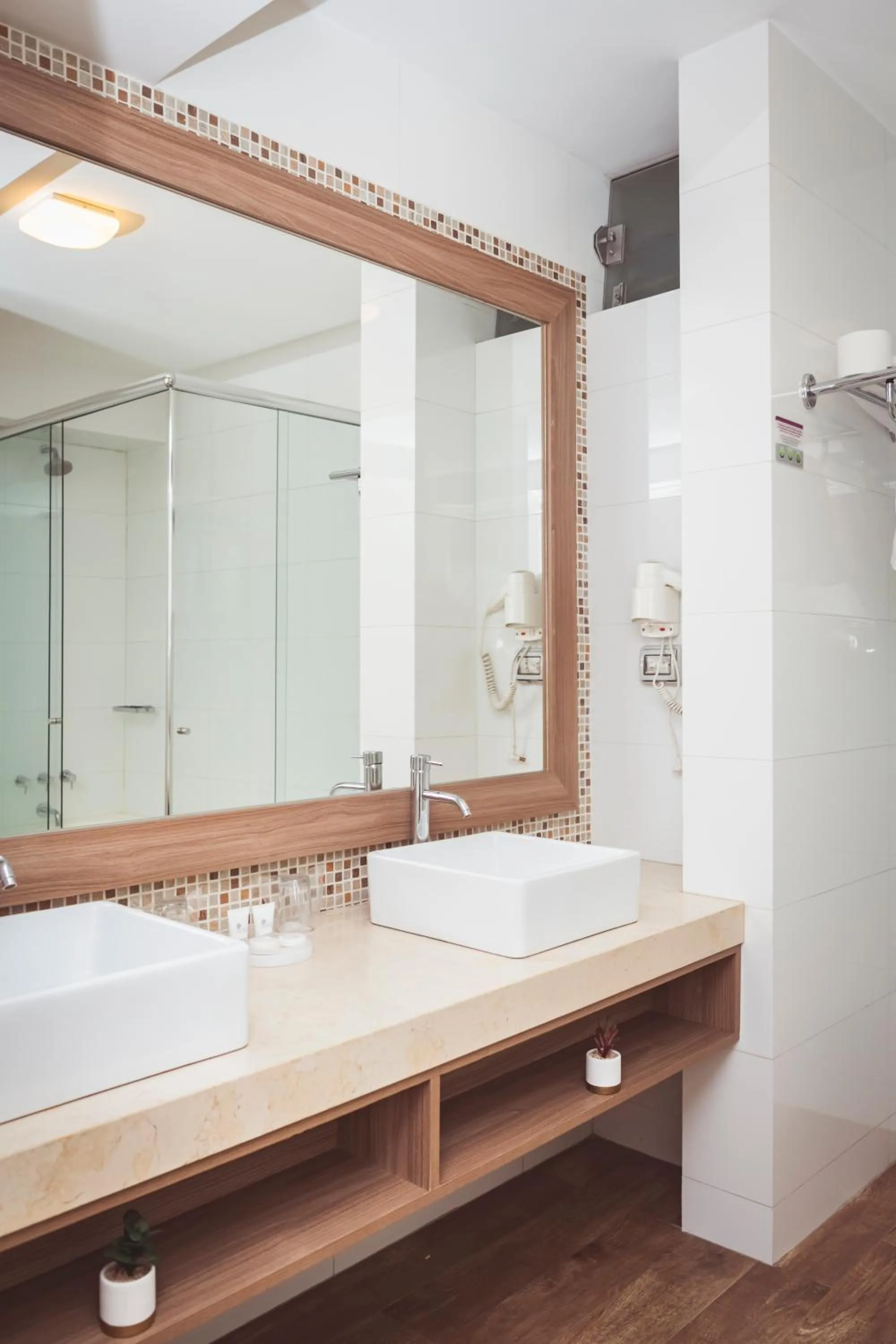 Bathroom in HOTEL HANAN