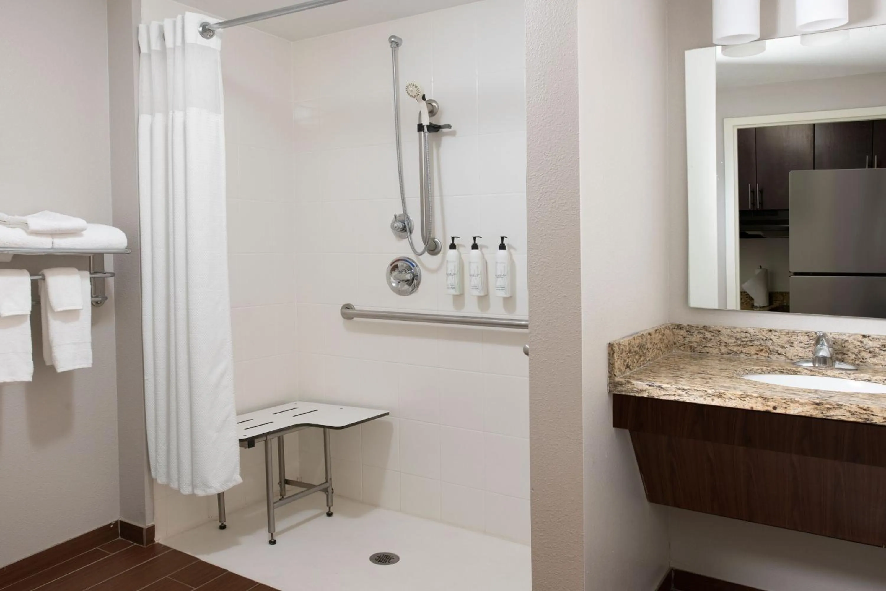 Bathroom in TownePlace Suites Oklahoma City Airport