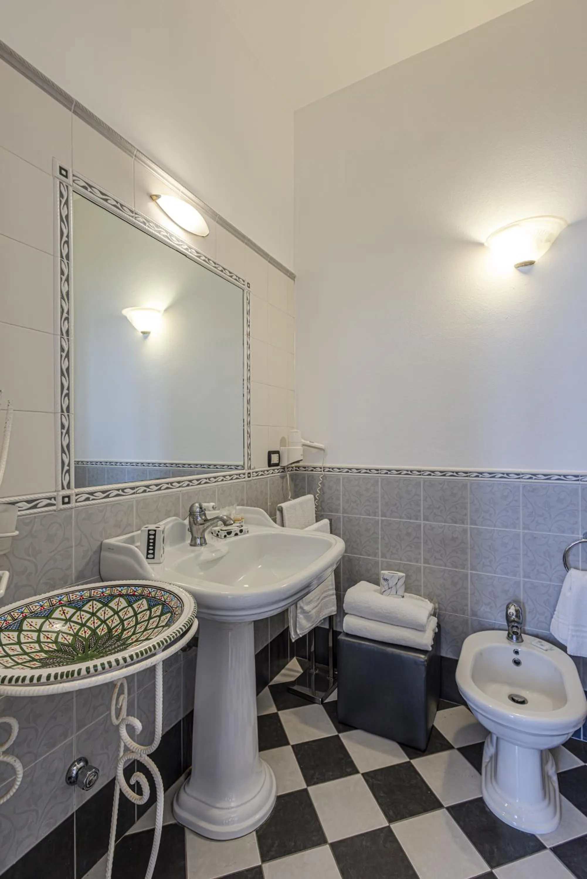 Bathroom in Lakkios charming suites and rooms