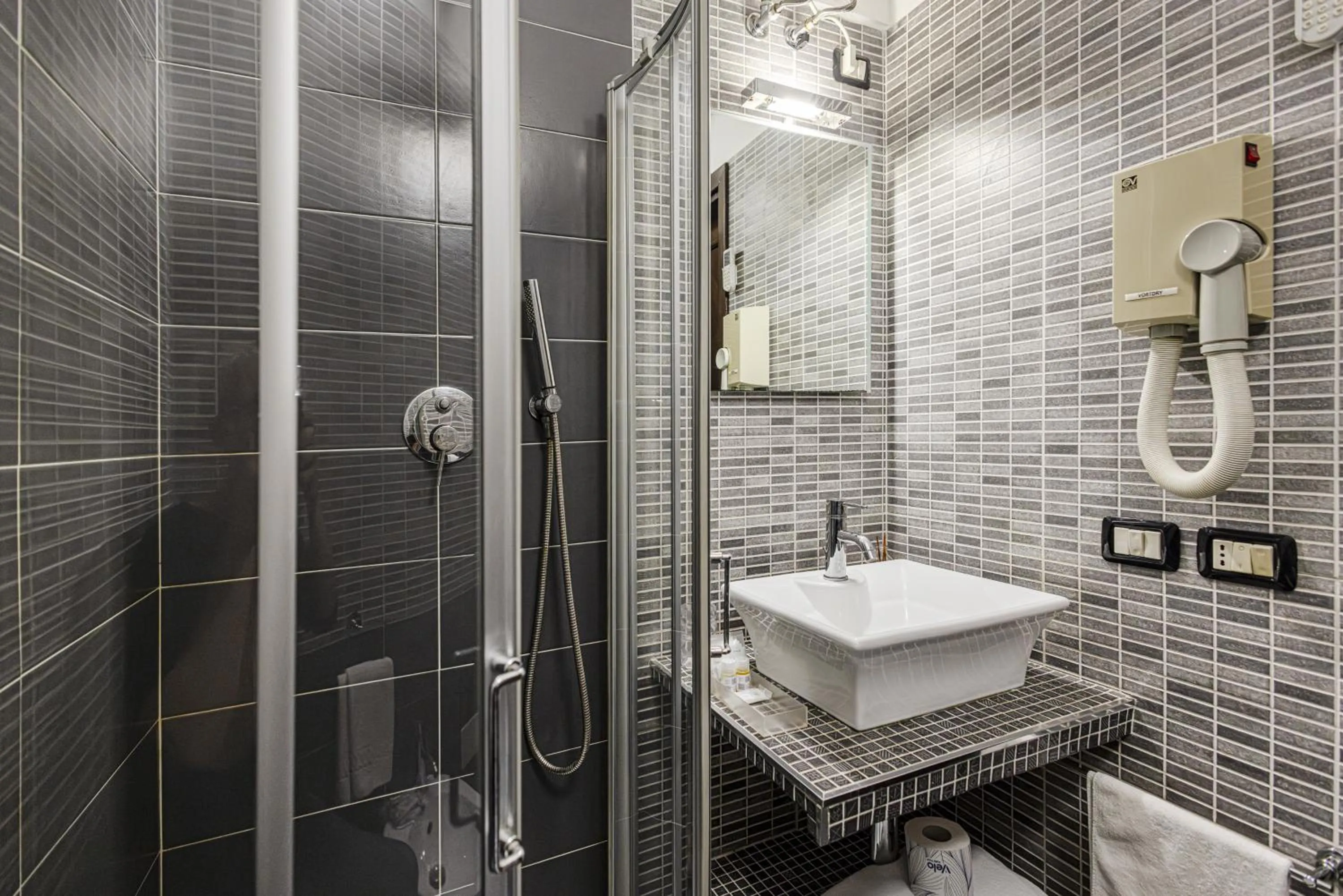 Bathroom in Lakkios charming suites and rooms