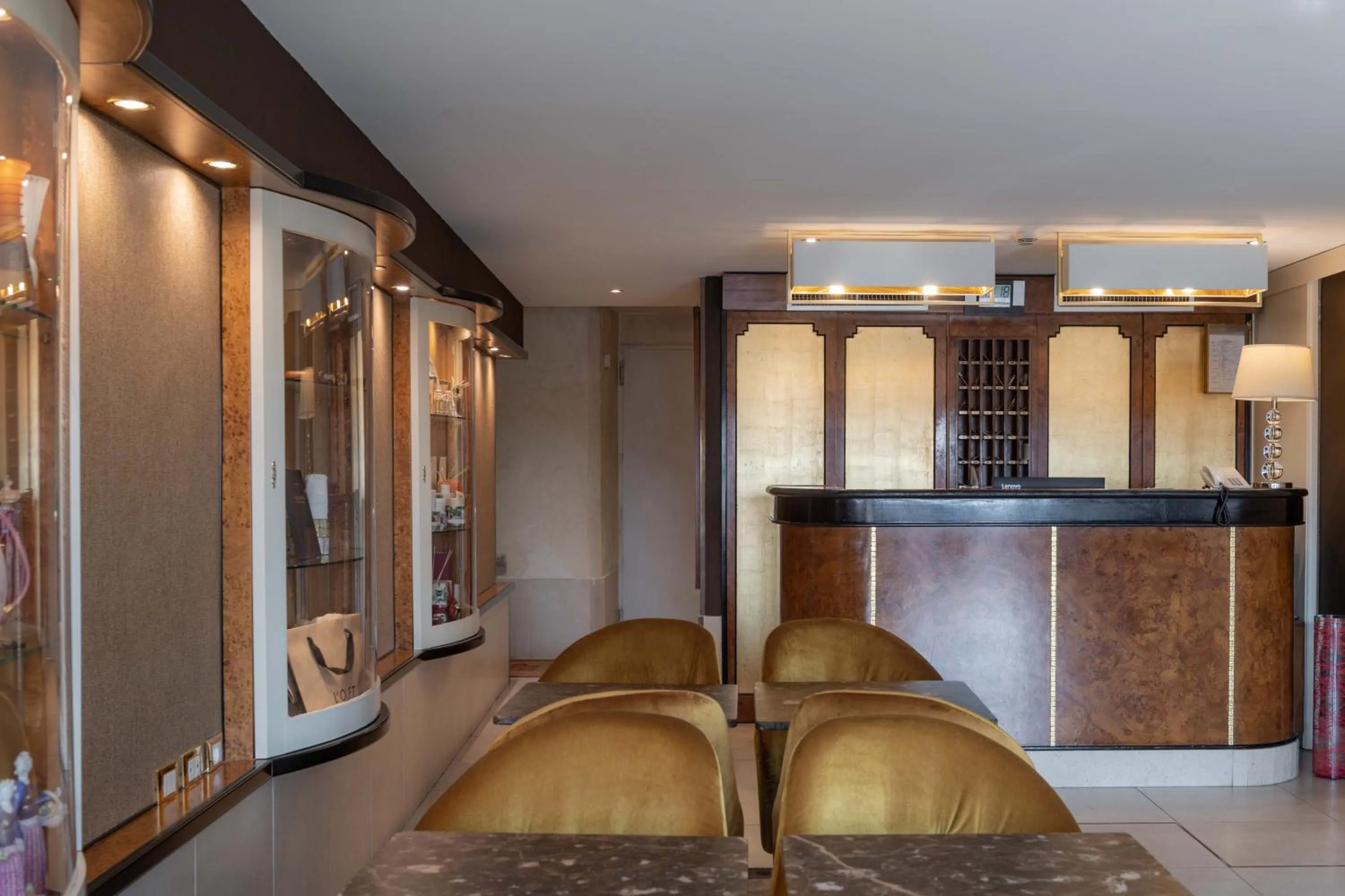 Lobby or reception in Hotel Paganelli