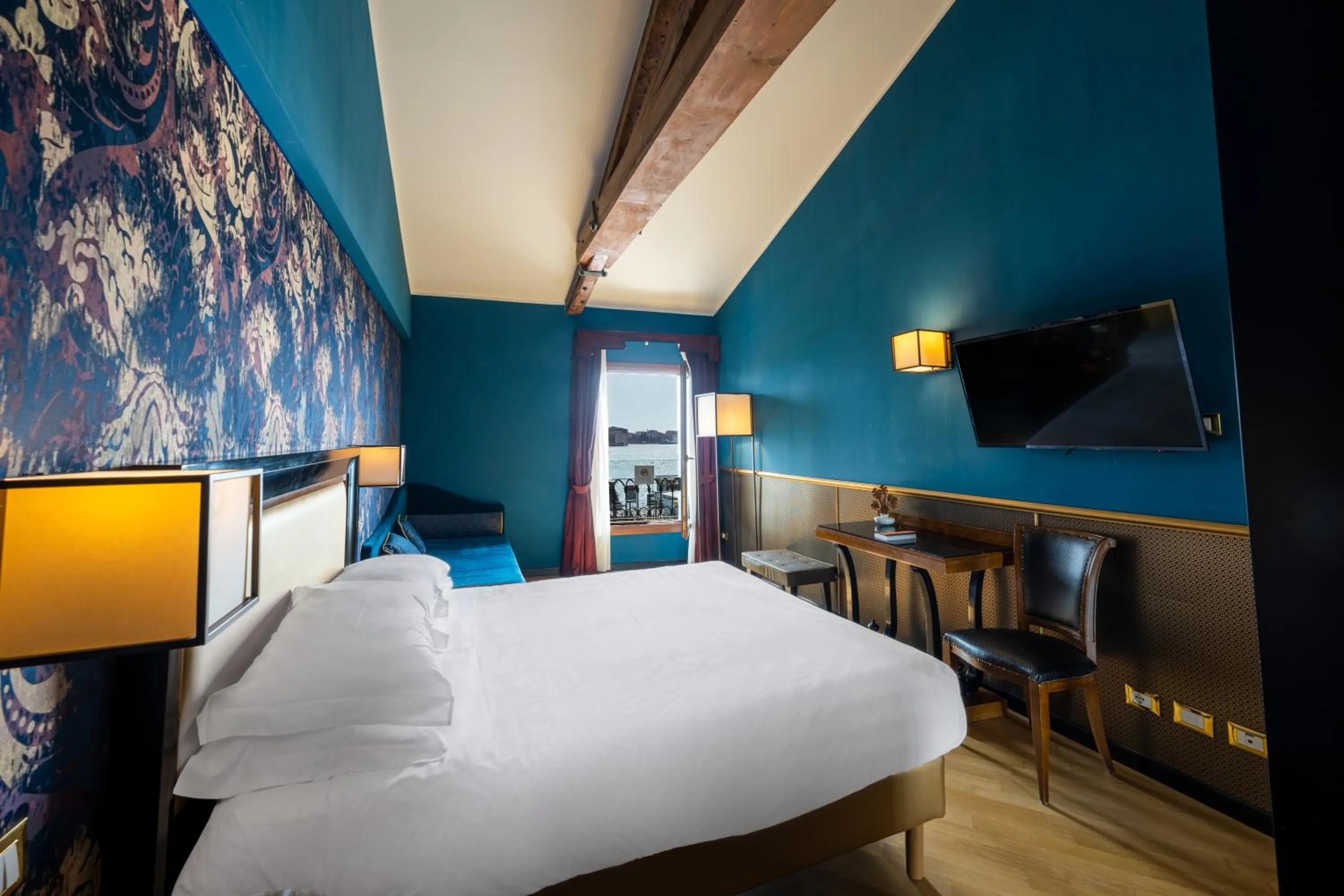 Bedroom, Bed in Hotel Paganelli