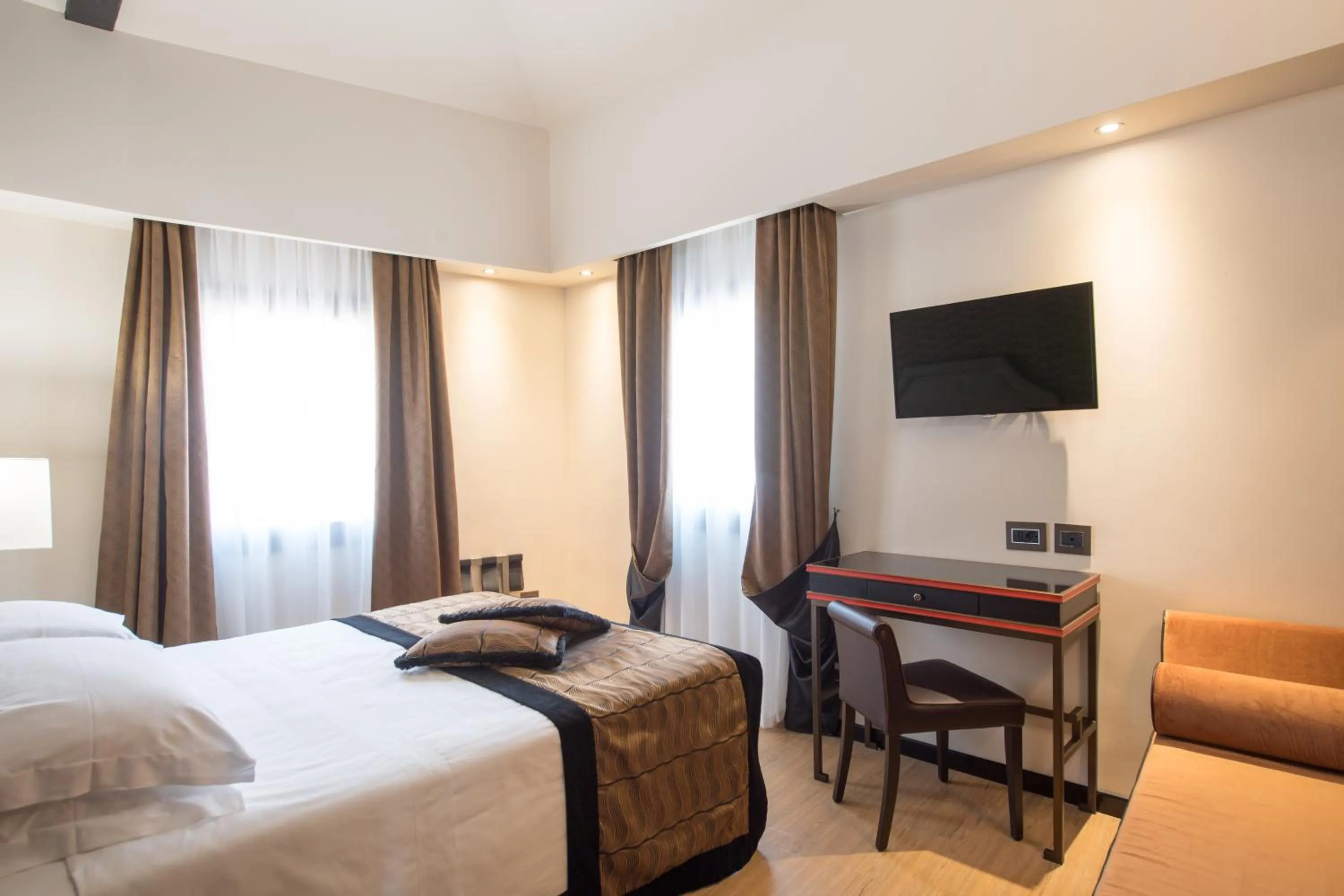 Bedroom, Bed in Hotel Paganelli