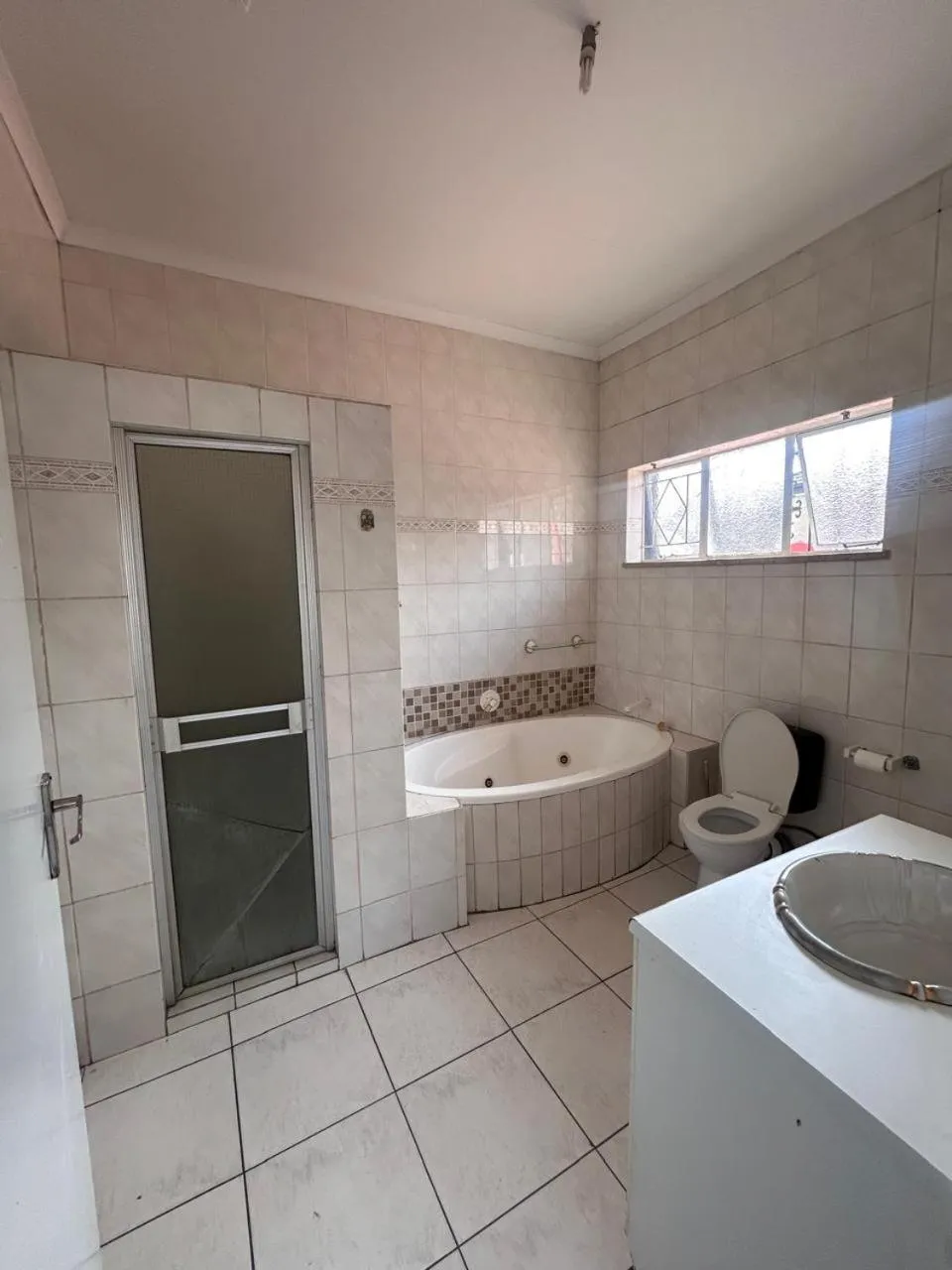 Bath in L-PACK PRIMROSe