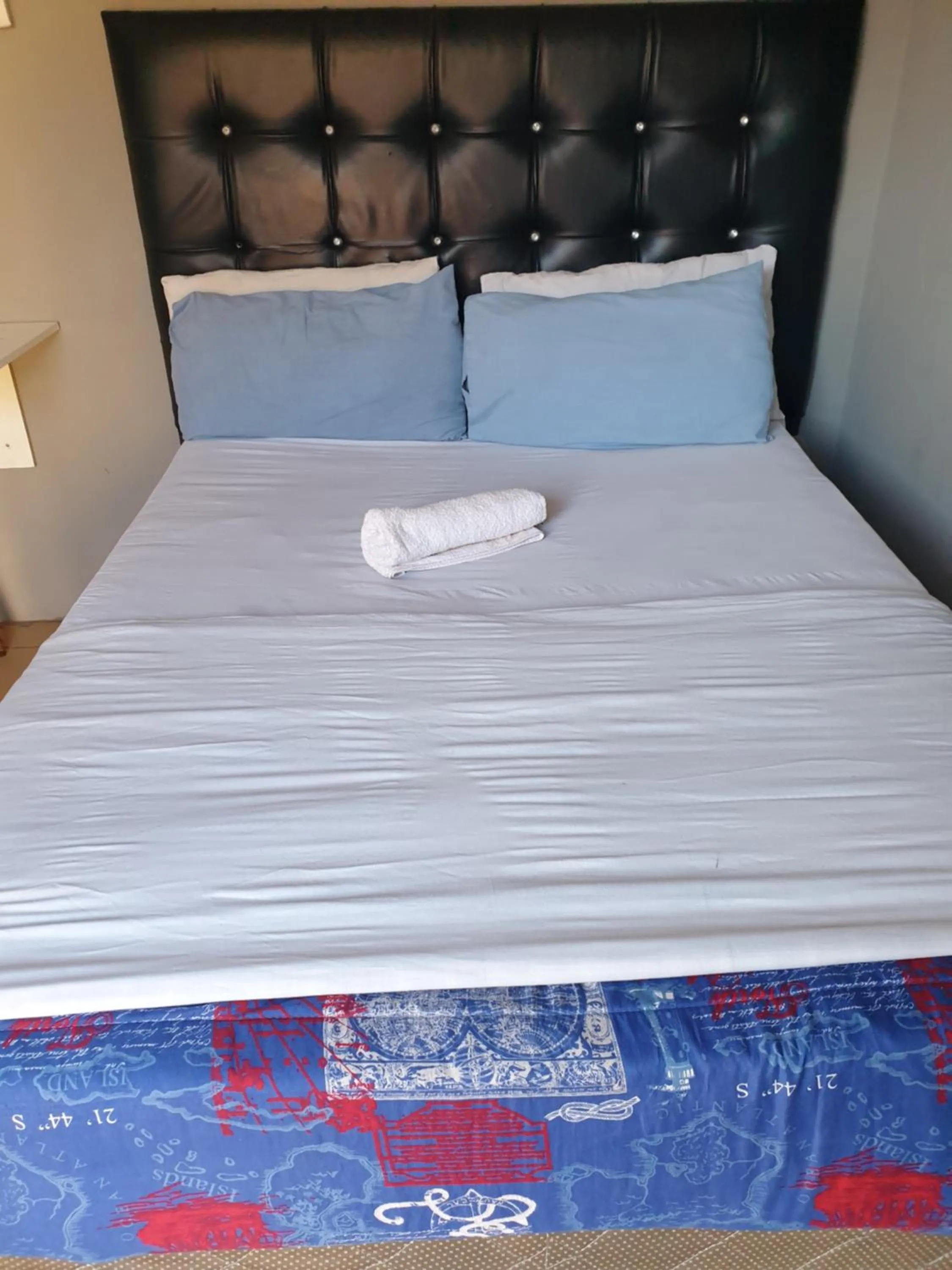 Bed in L-PACK PRIMROSe