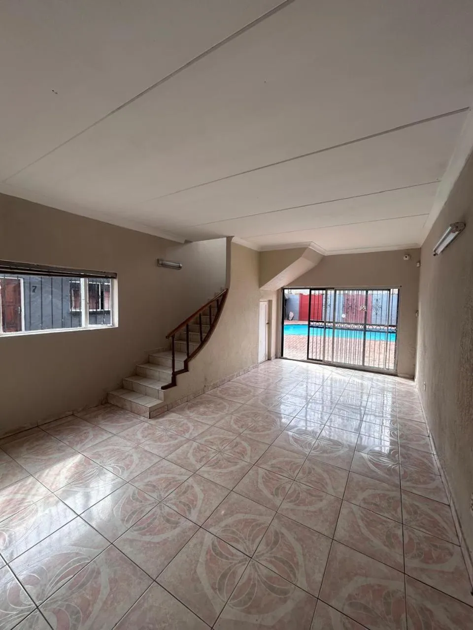 Breakfast in L-PACK PRIMROSe