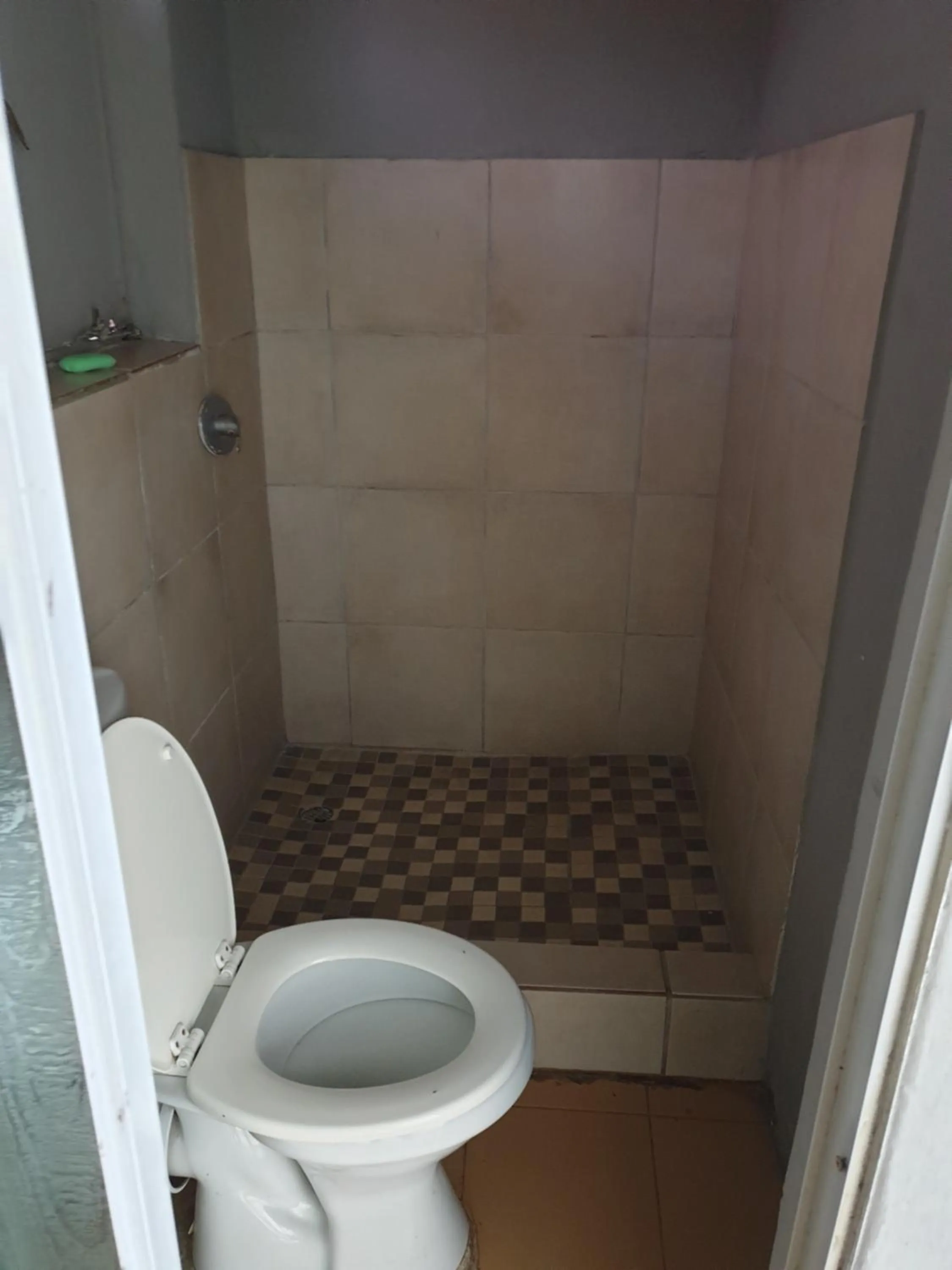 Bathroom in L-PACK PRIMROSe