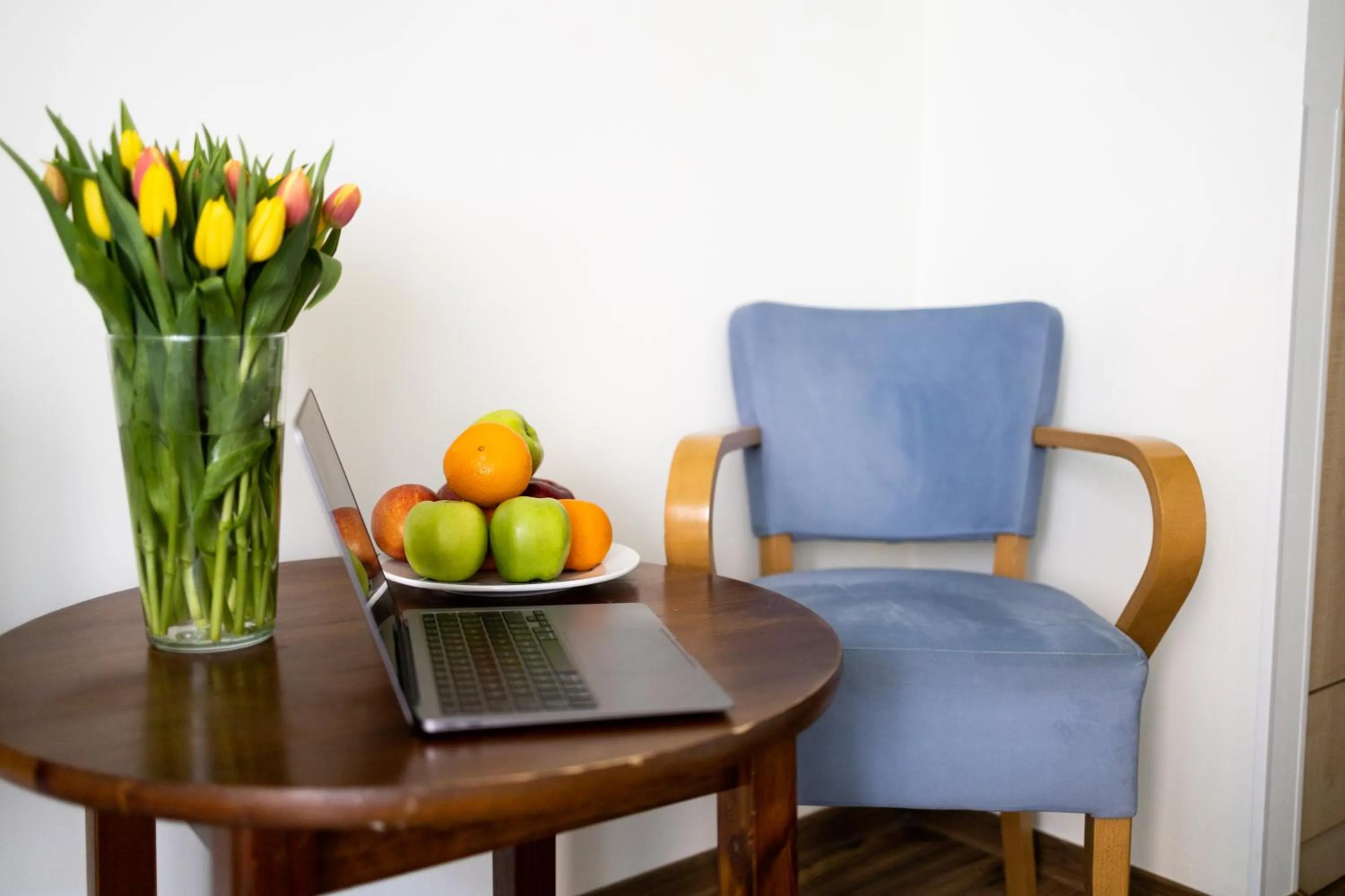 Photo of the whole room in Salve station