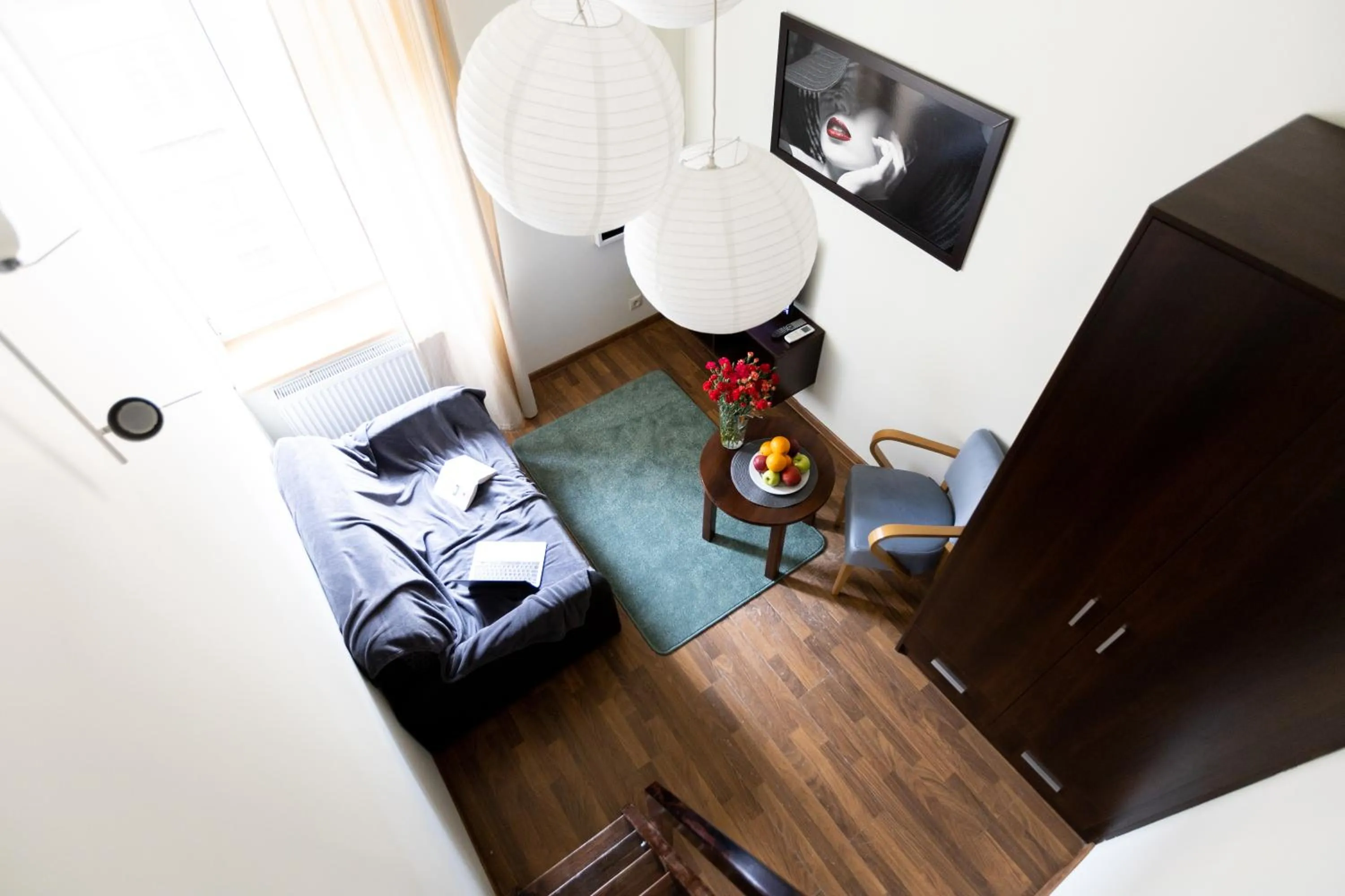 Photo of the whole room in Salve station