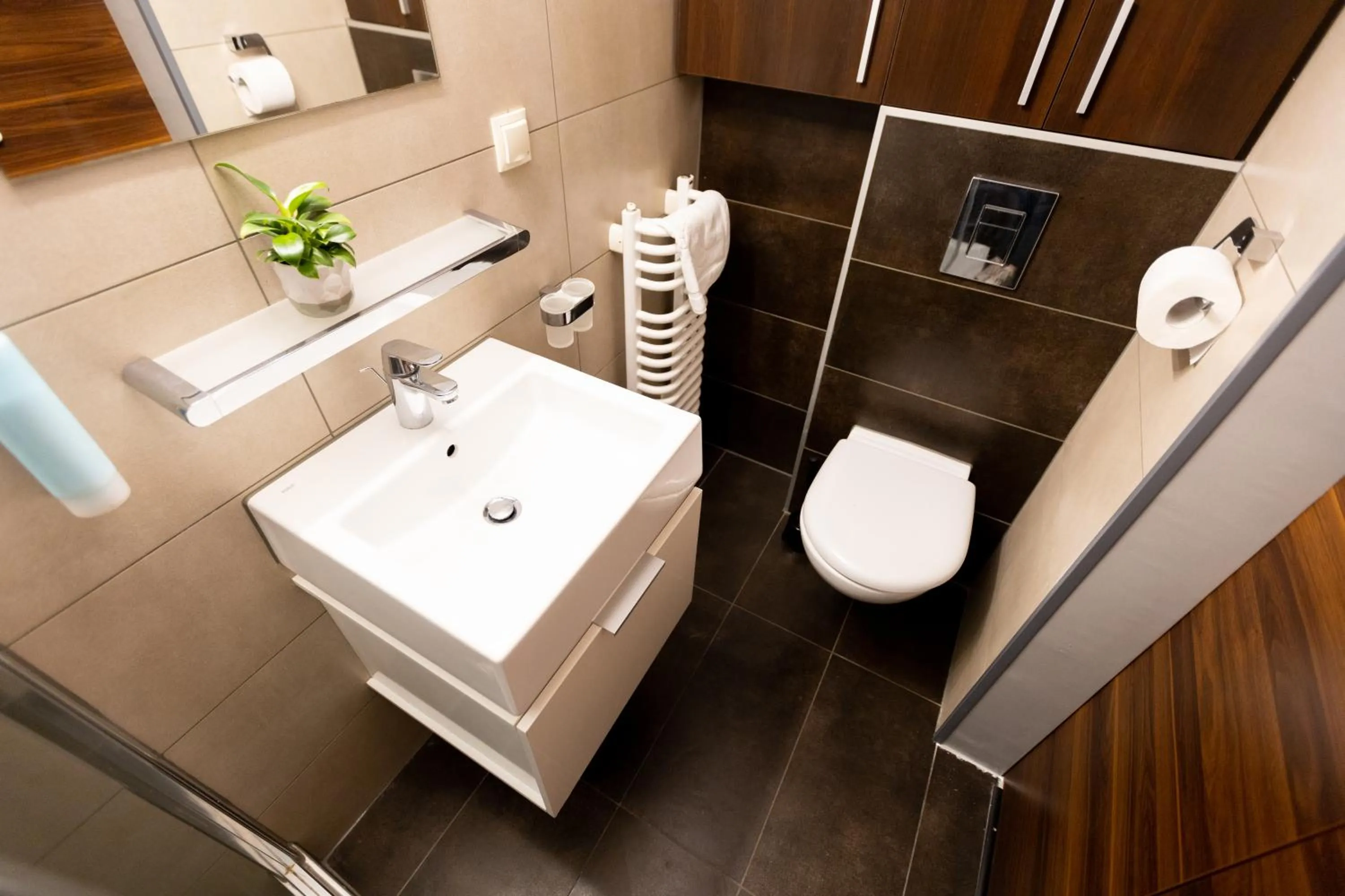 Bathroom in Salve station