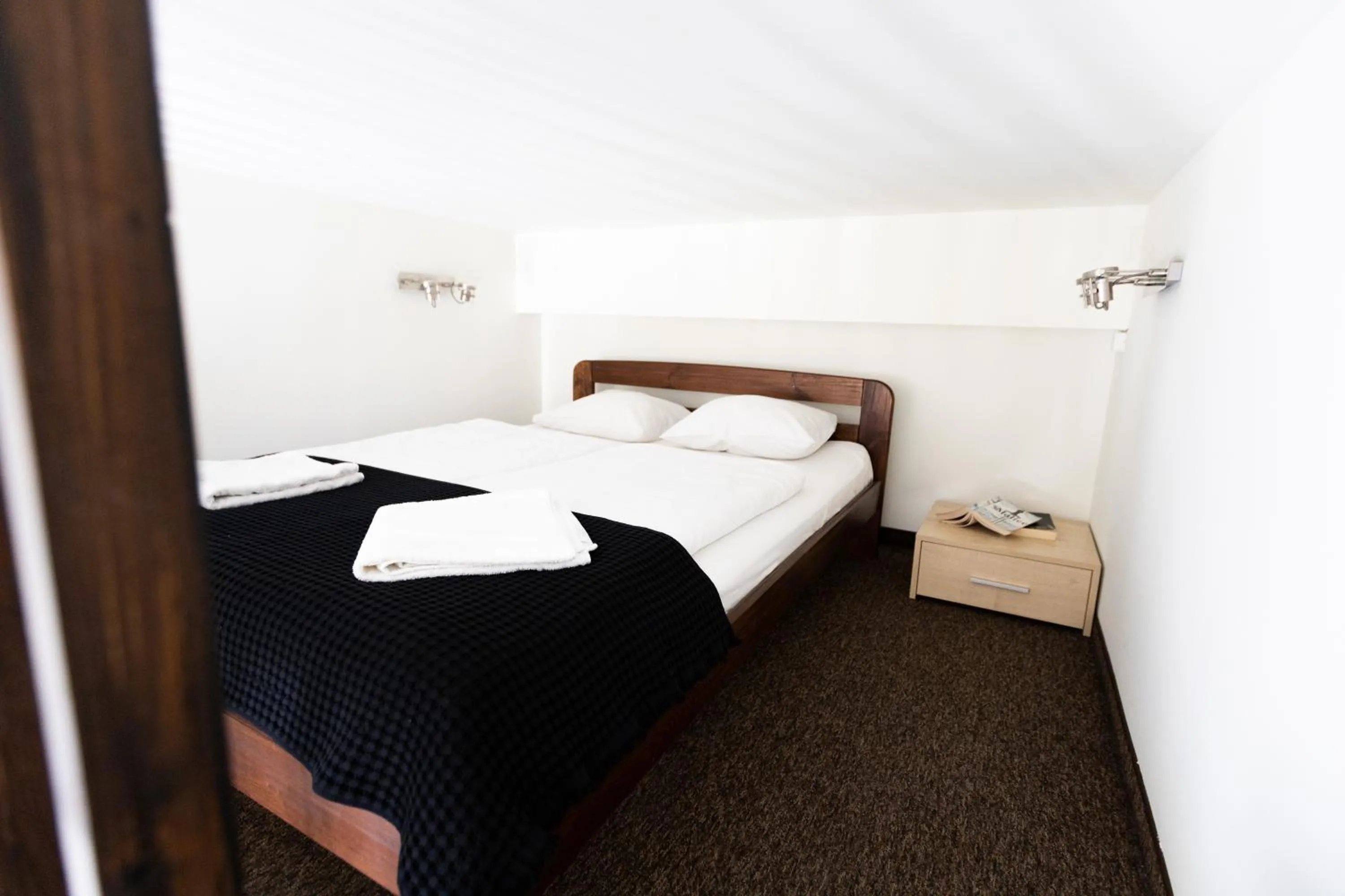 Bed in Salve station