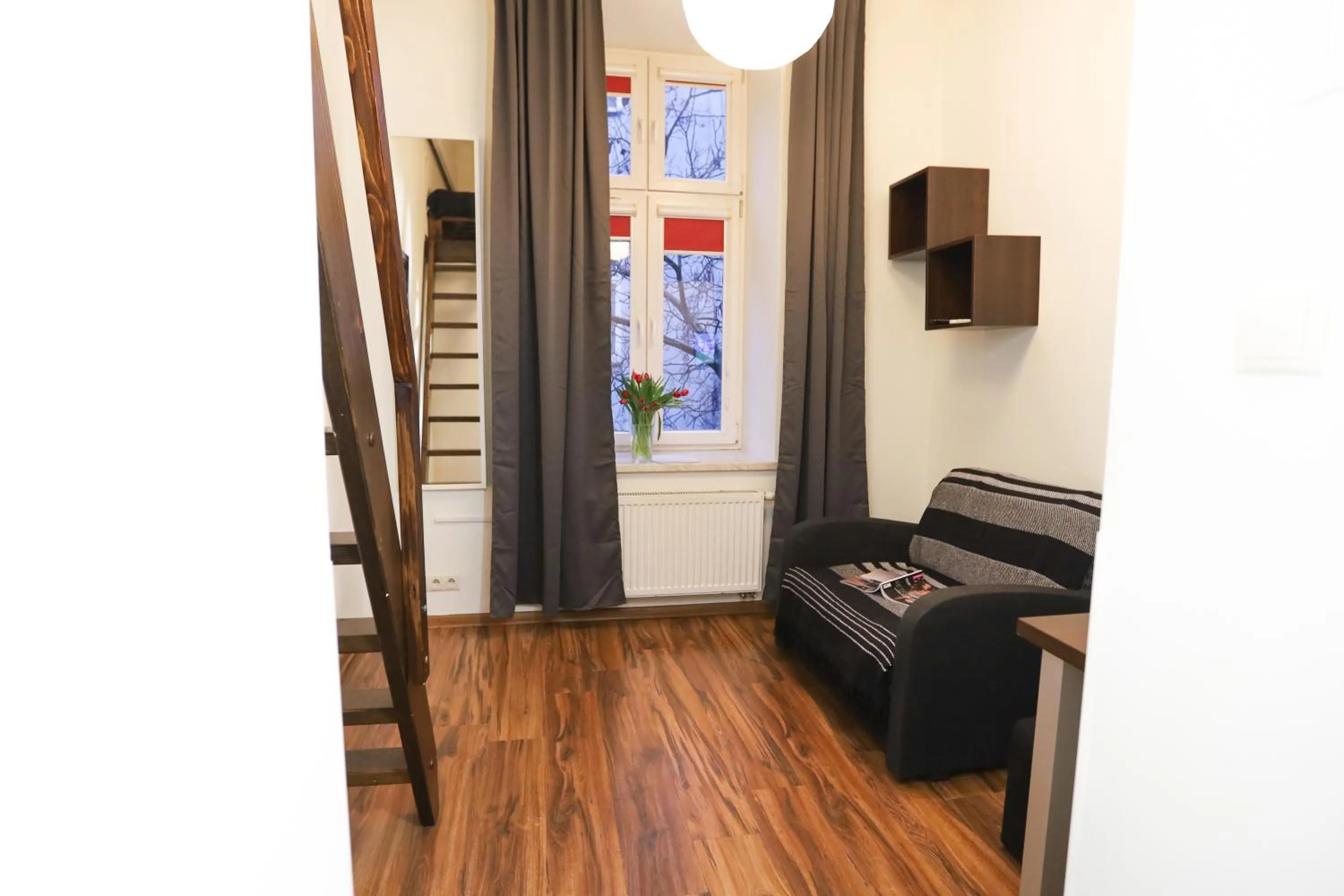 Photo of the whole room in Salve station