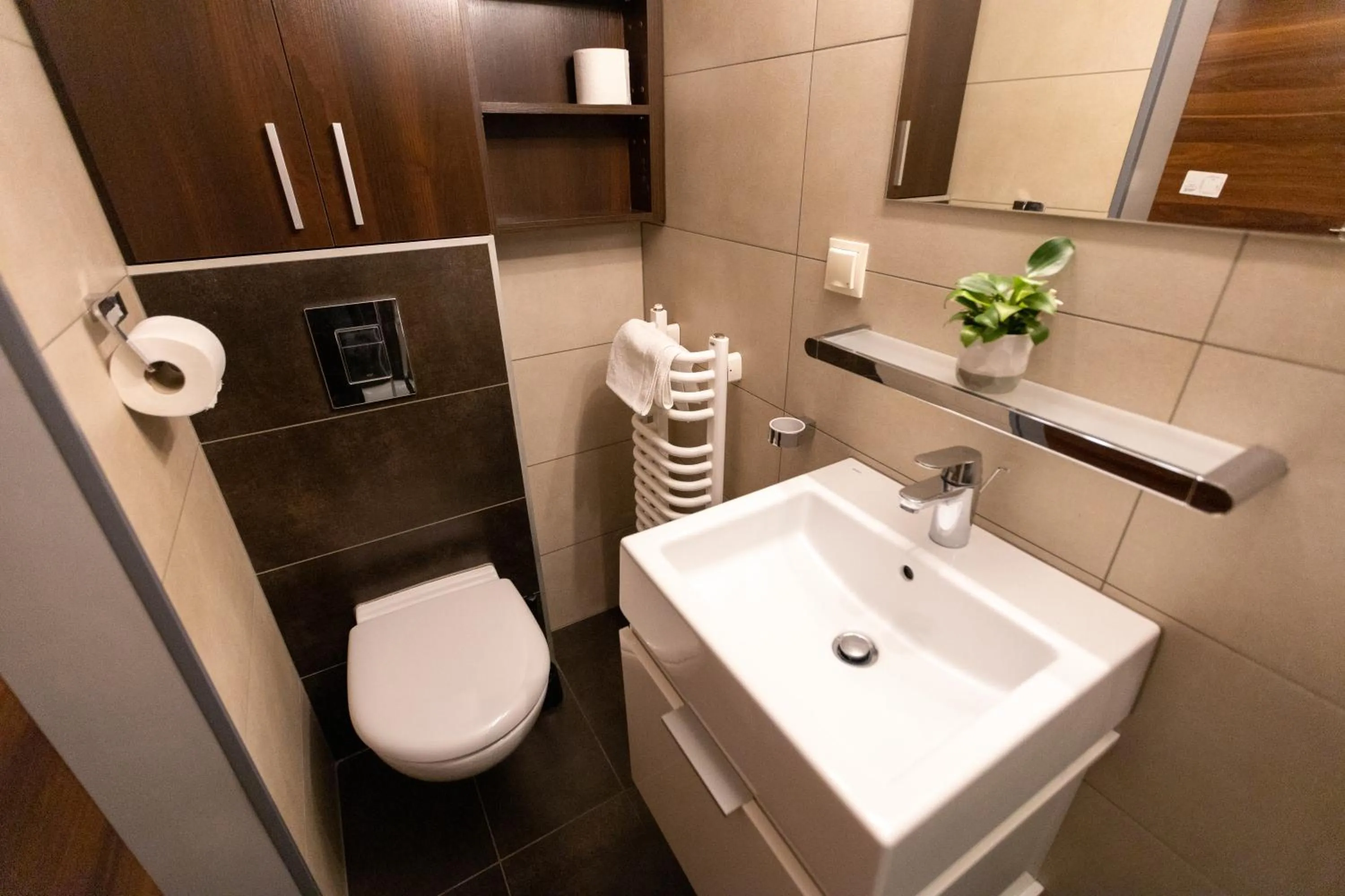 Bathroom in Salve station