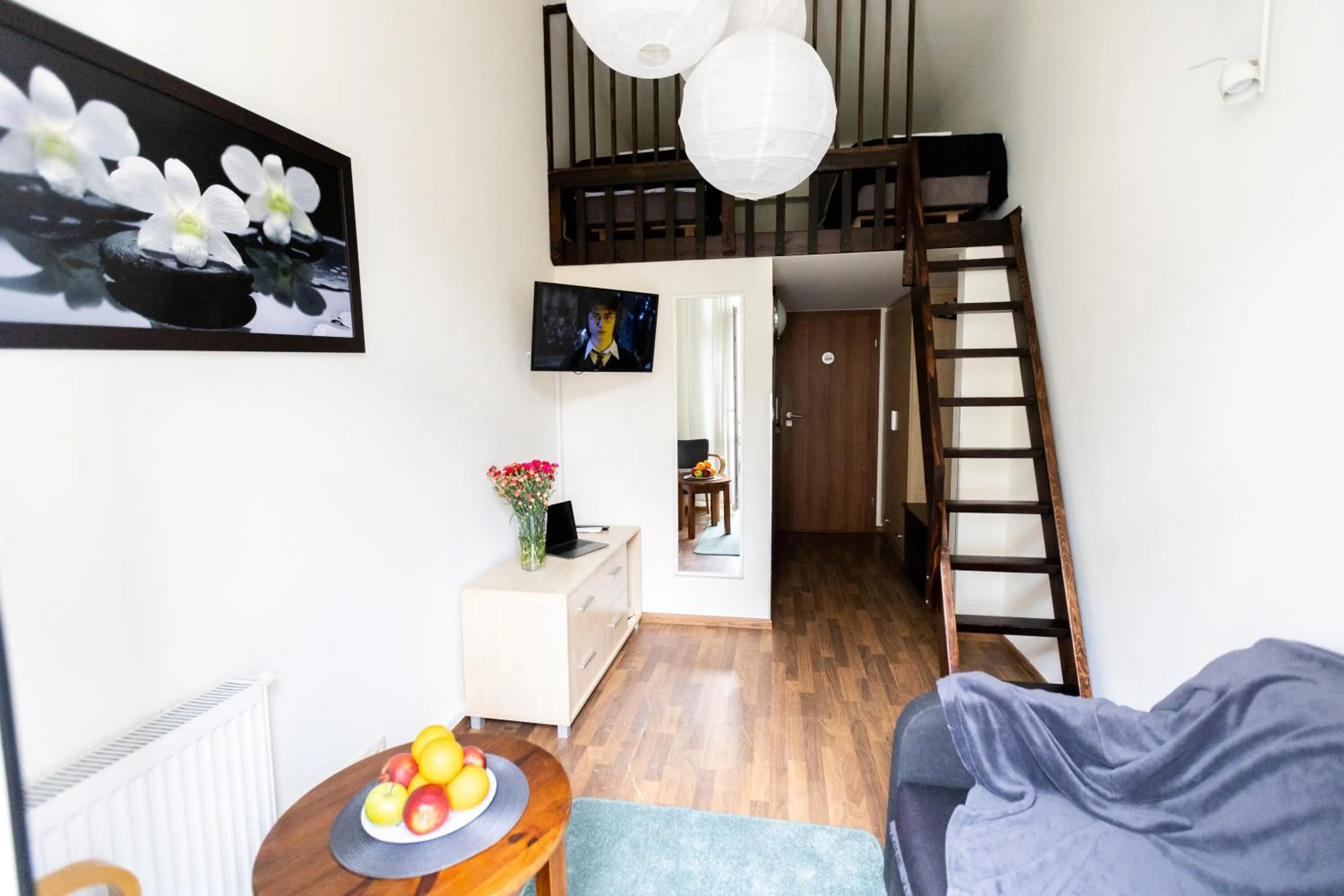 Photo of the whole room in Salve station