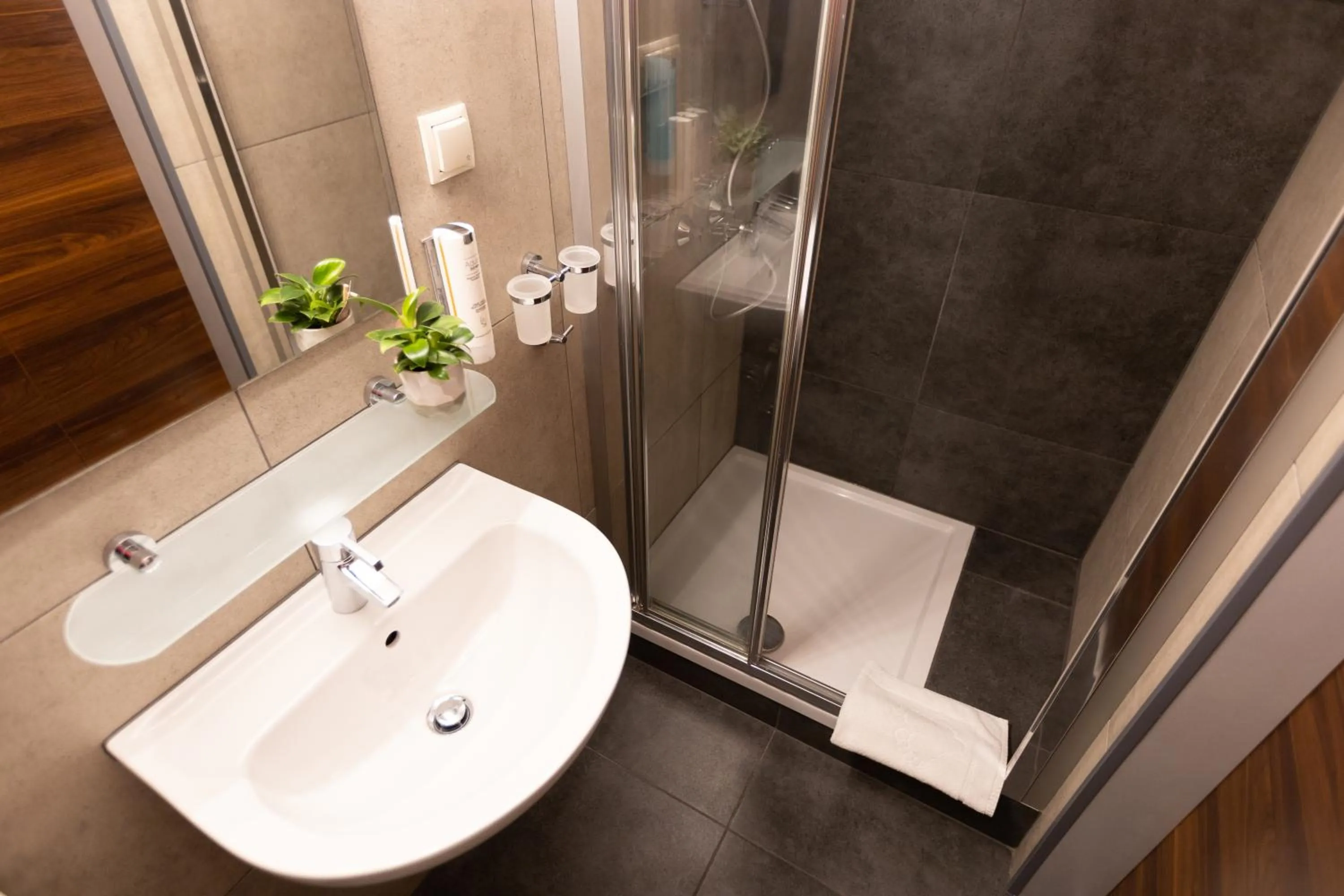 Bathroom in Salve station