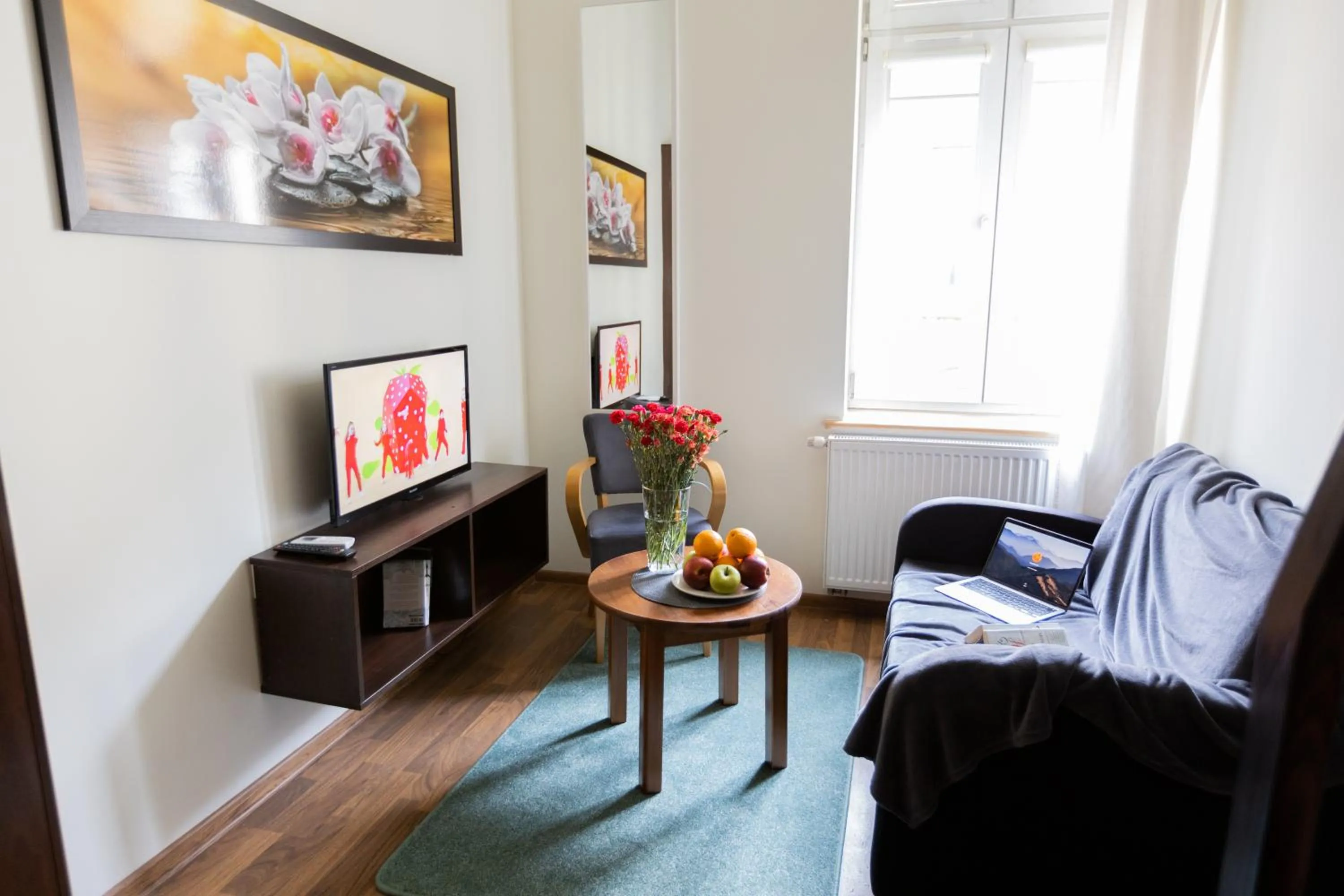 Photo of the whole room in Salve station