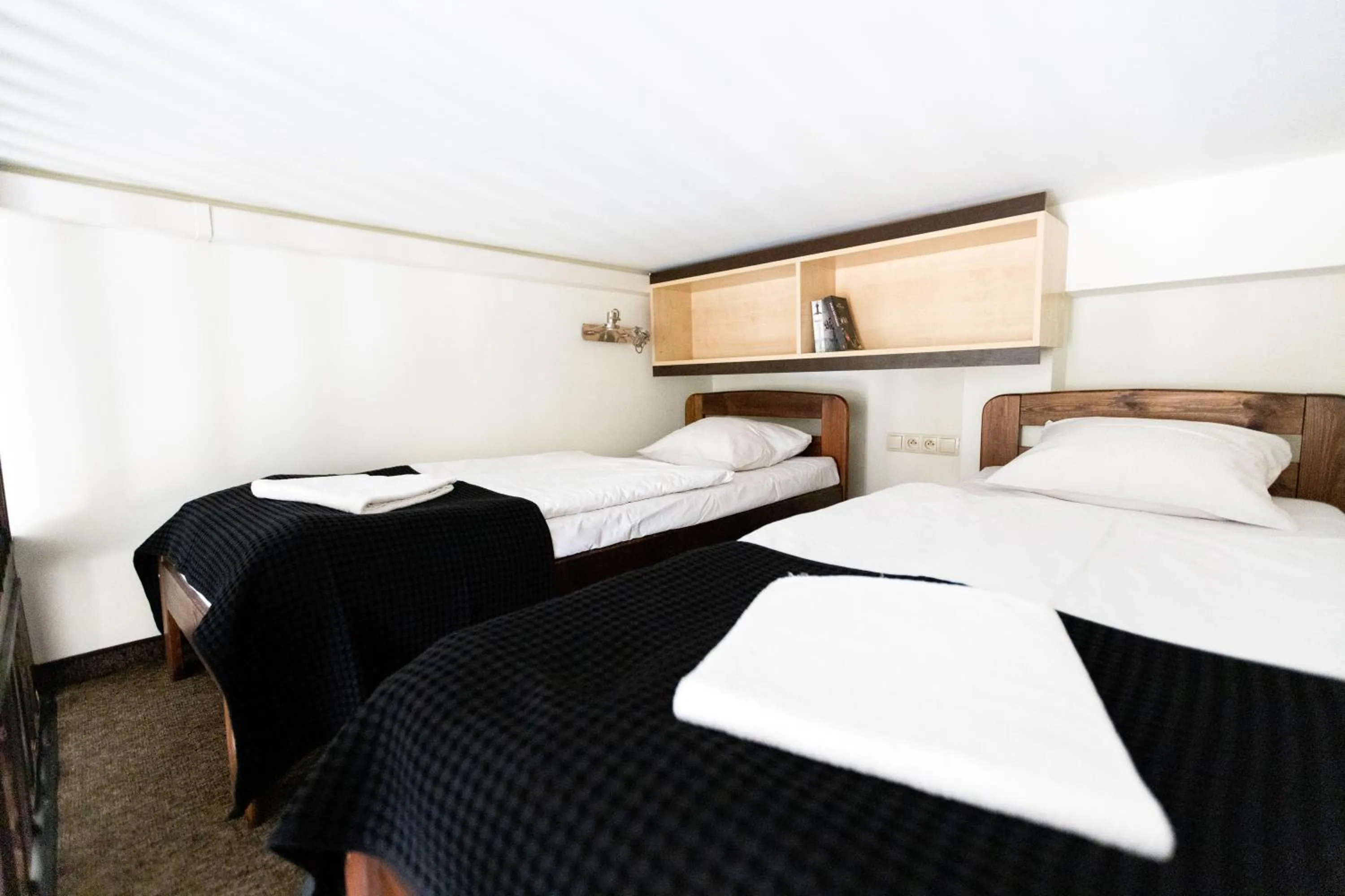 Bed in Salve station