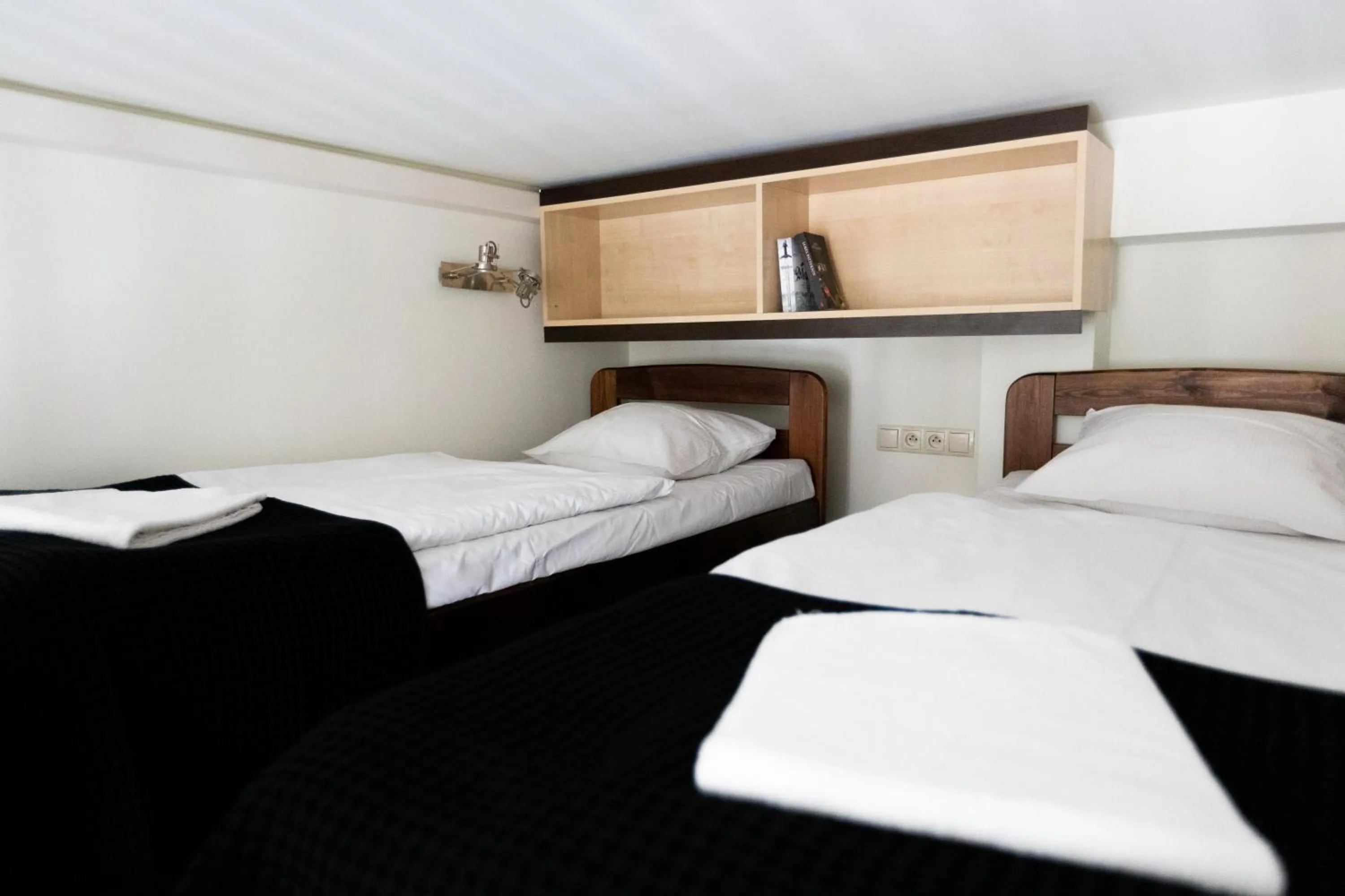 Bed in Salve station