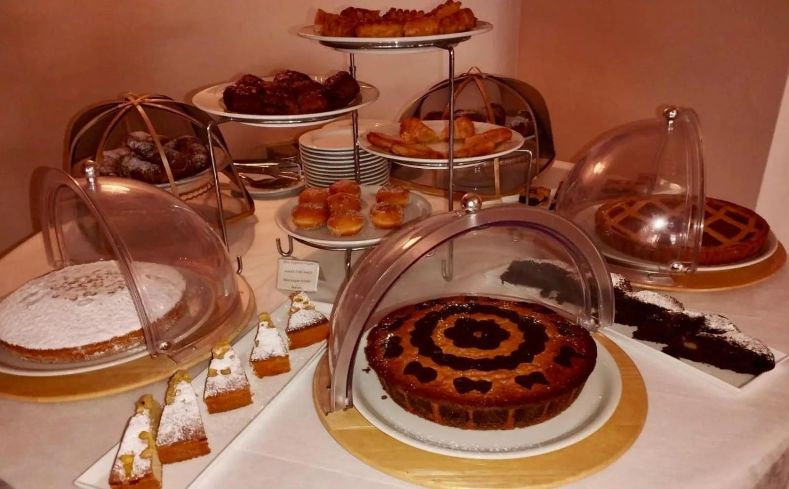 Breakfast in River Park Hotel