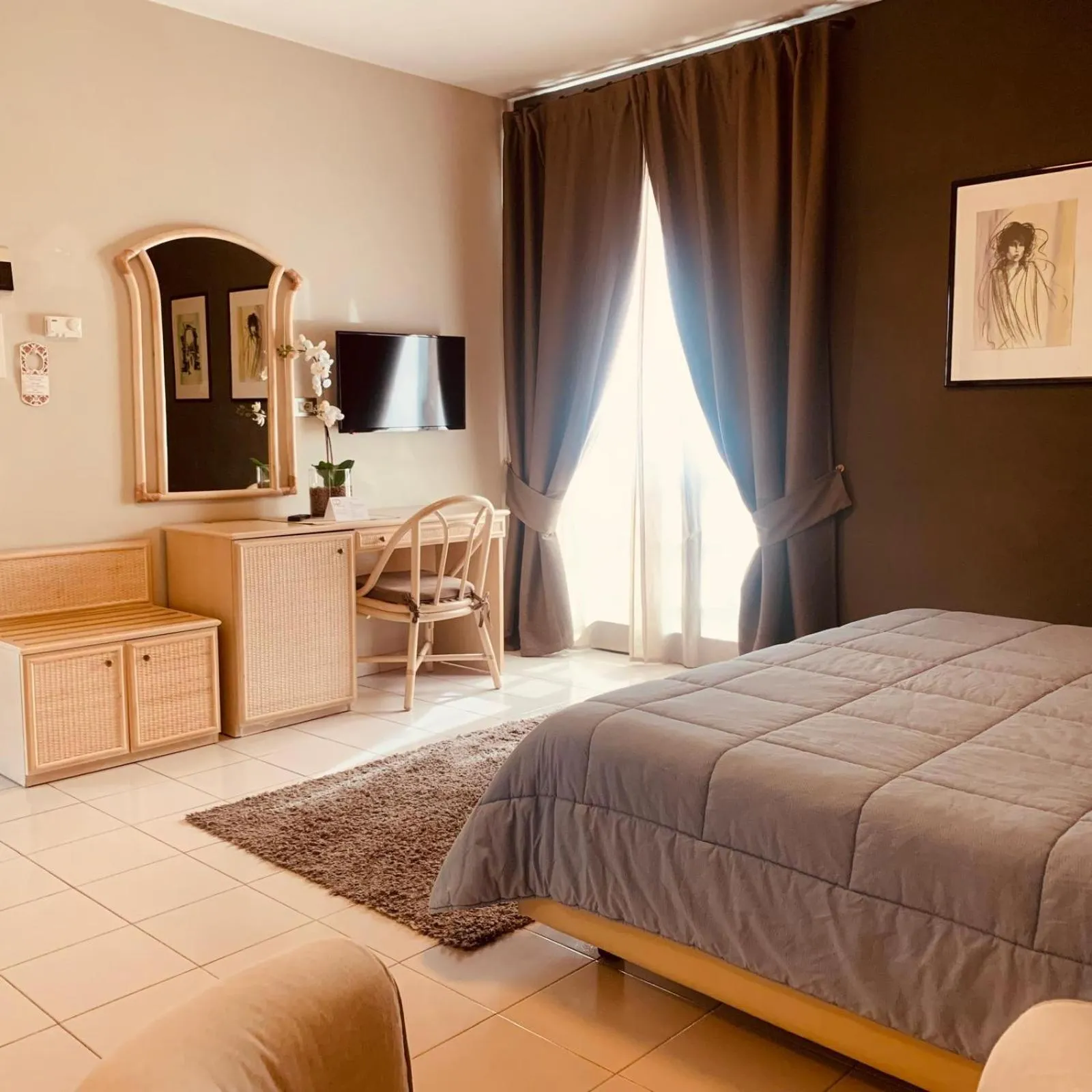 Bedroom, Bed in River Park Hotel