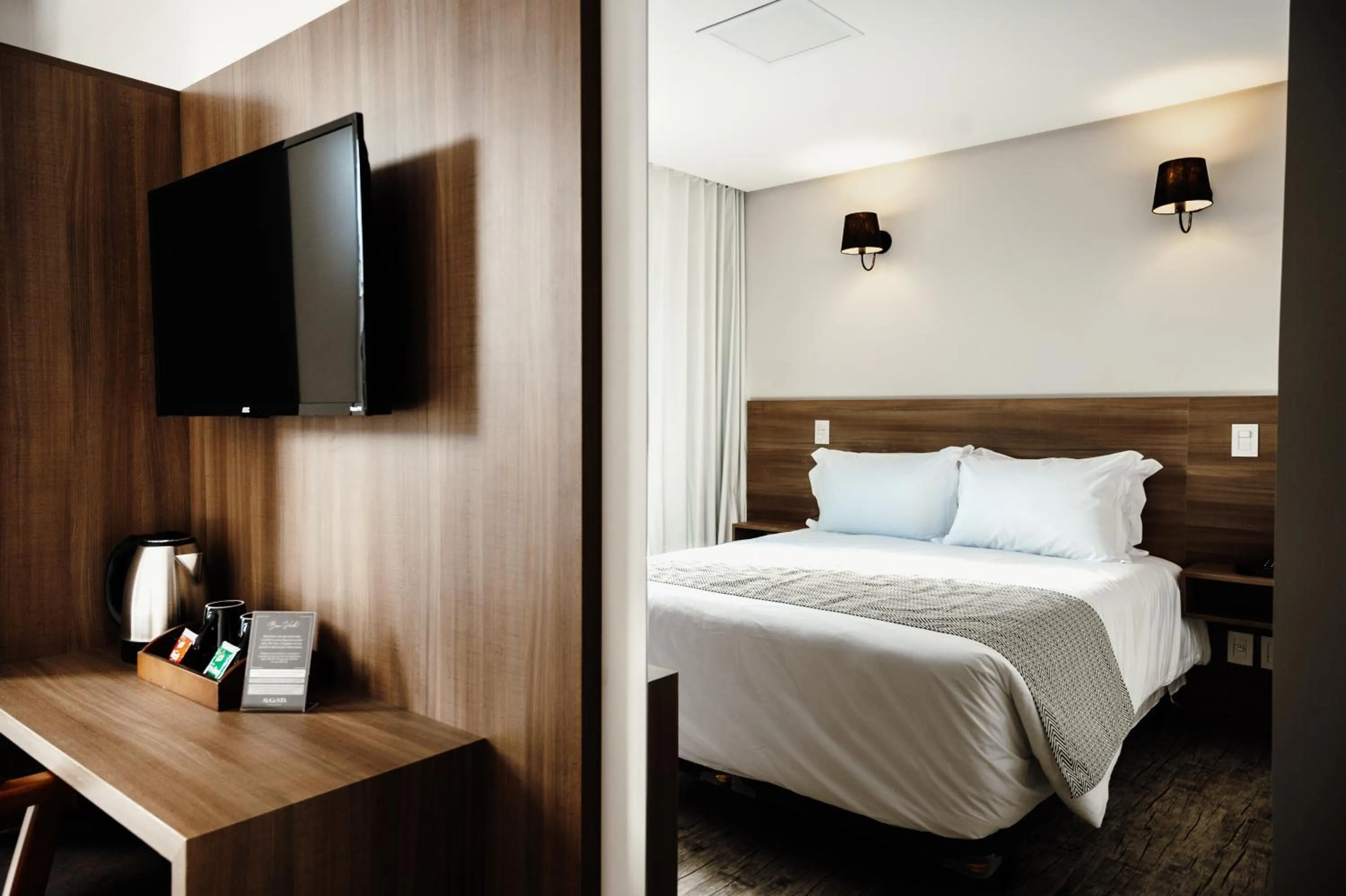 View (from property/room), Bed in Pousada Augusta Canela