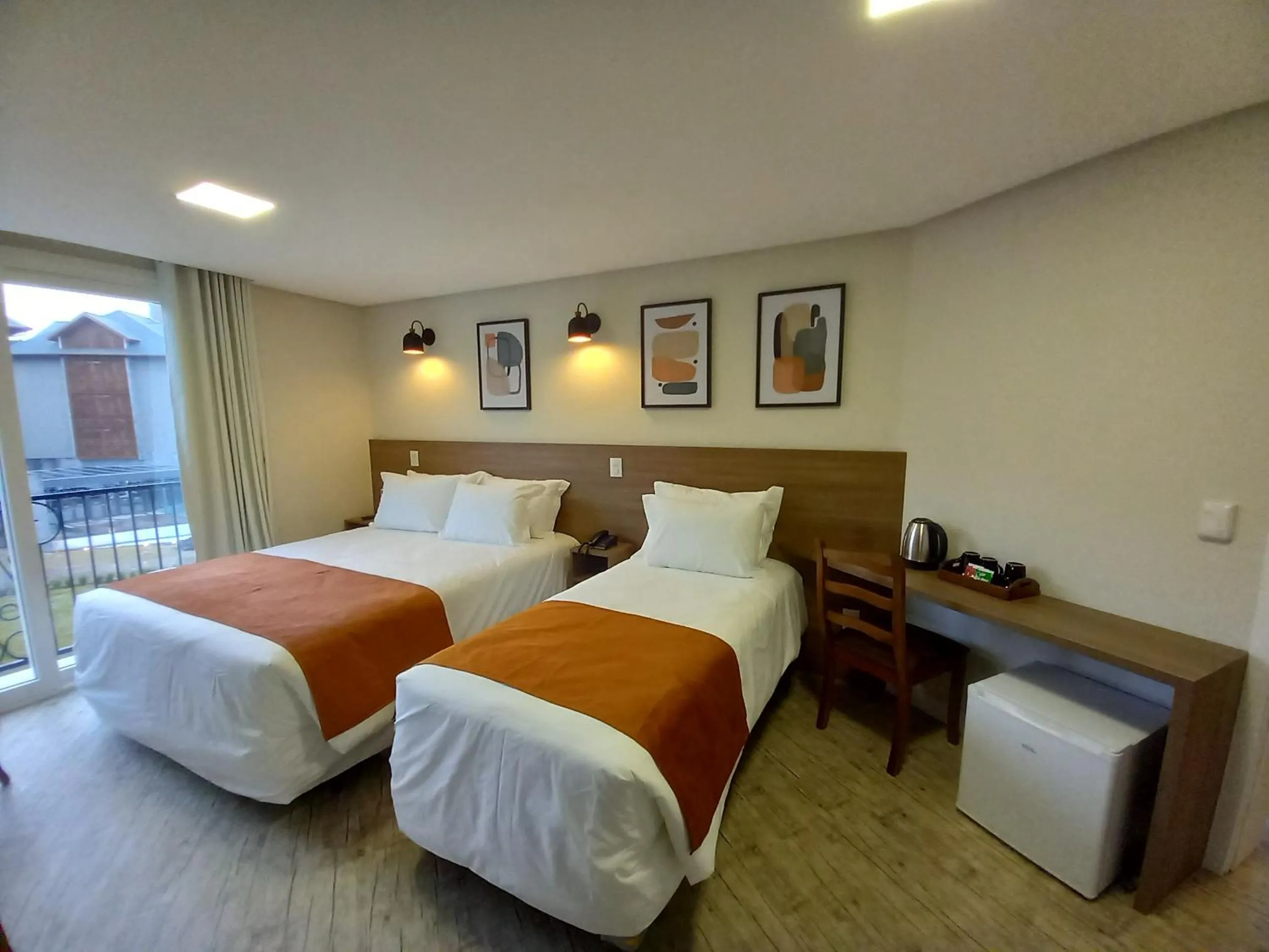 Photo of the whole room, Bed in Pousada Augusta Canela