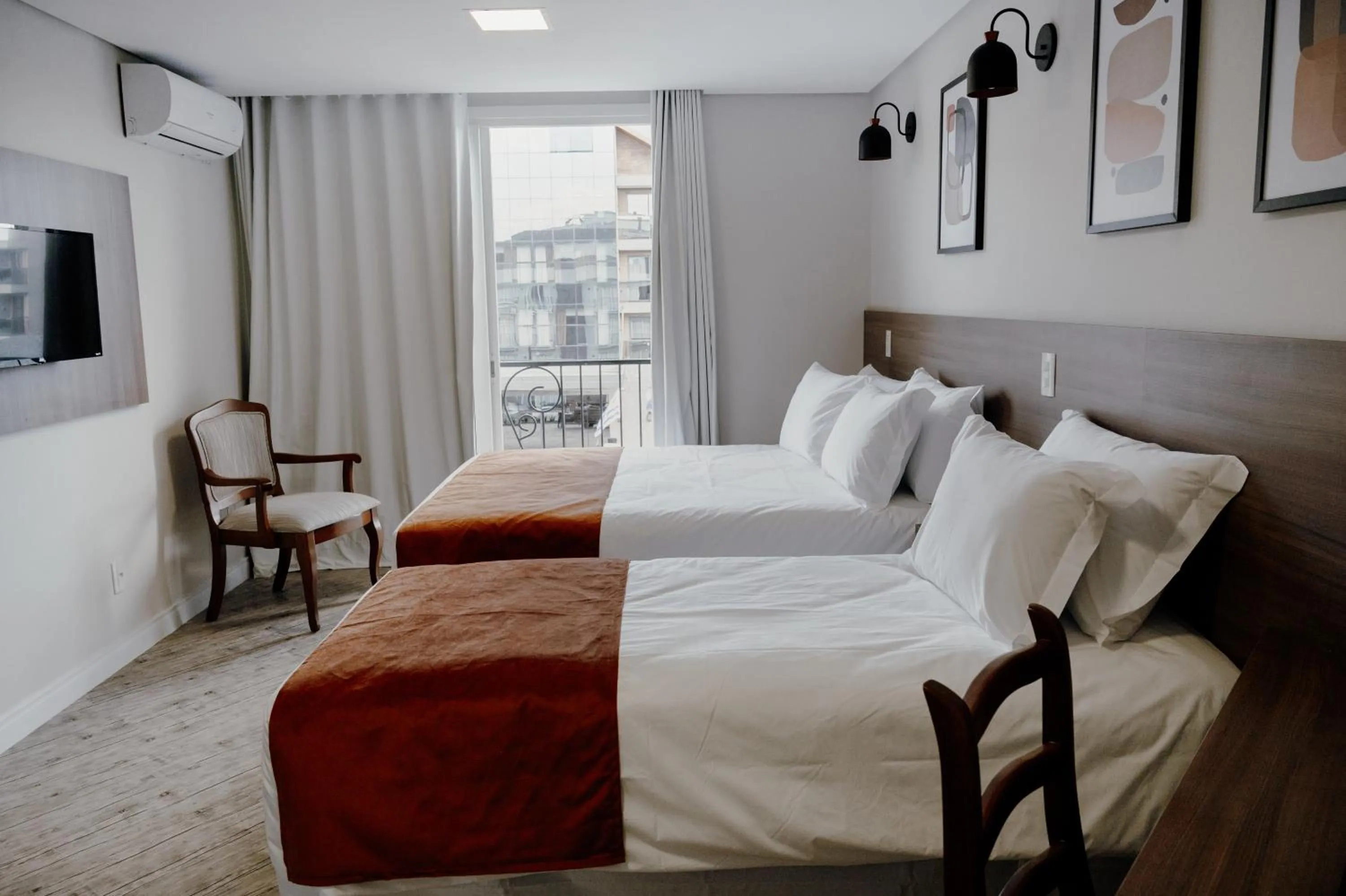 Photo of the whole room, Bed in Pousada Augusta Canela