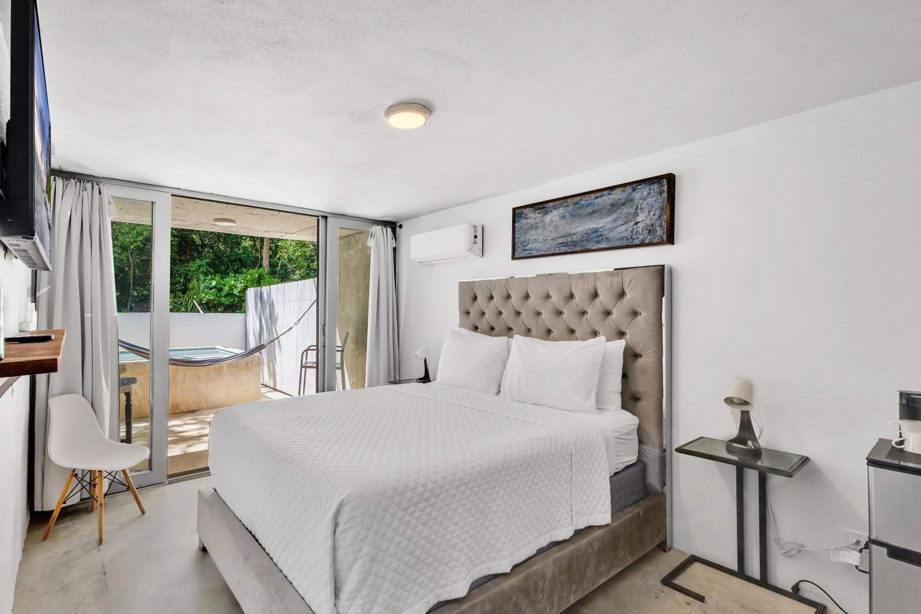 Bed in Viento Beach Lodge