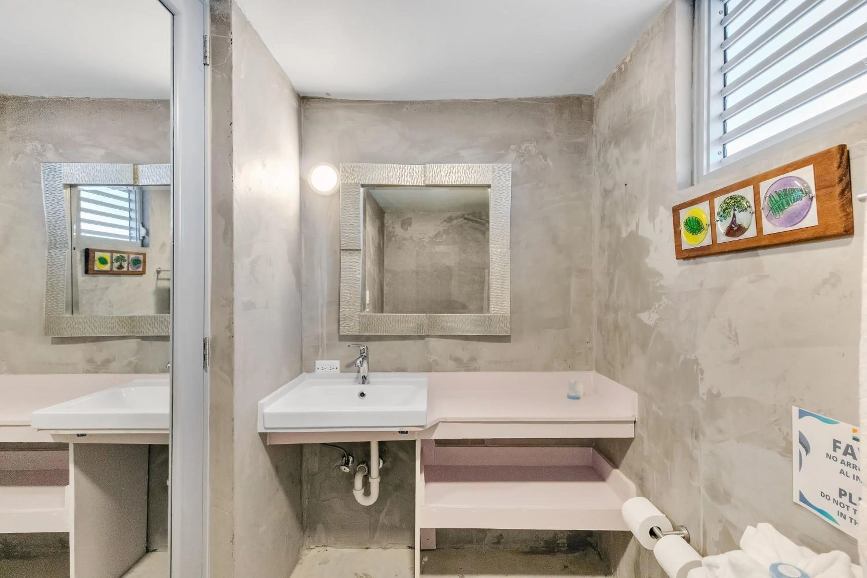 Bathroom in Viento Beach Lodge