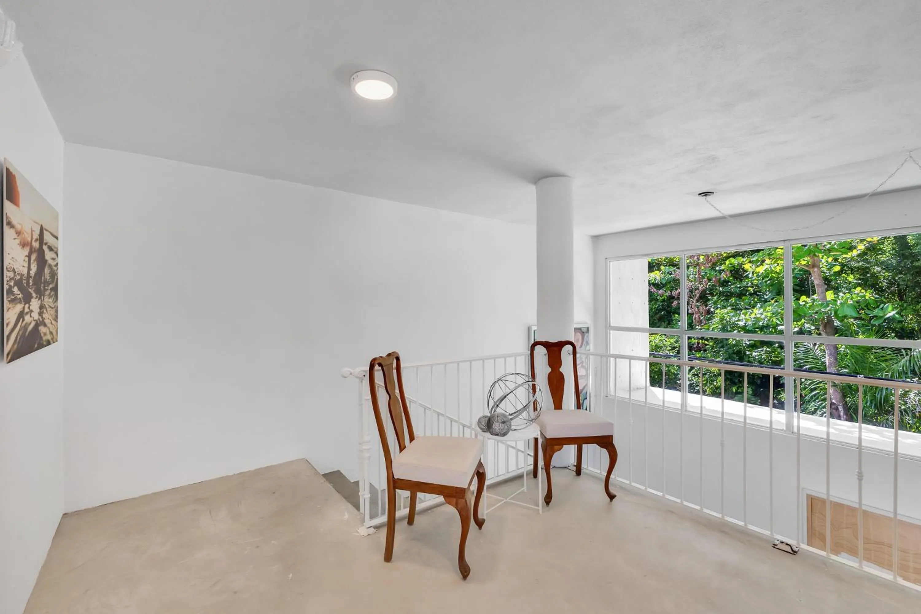 Seating area in Viento Beach Lodge